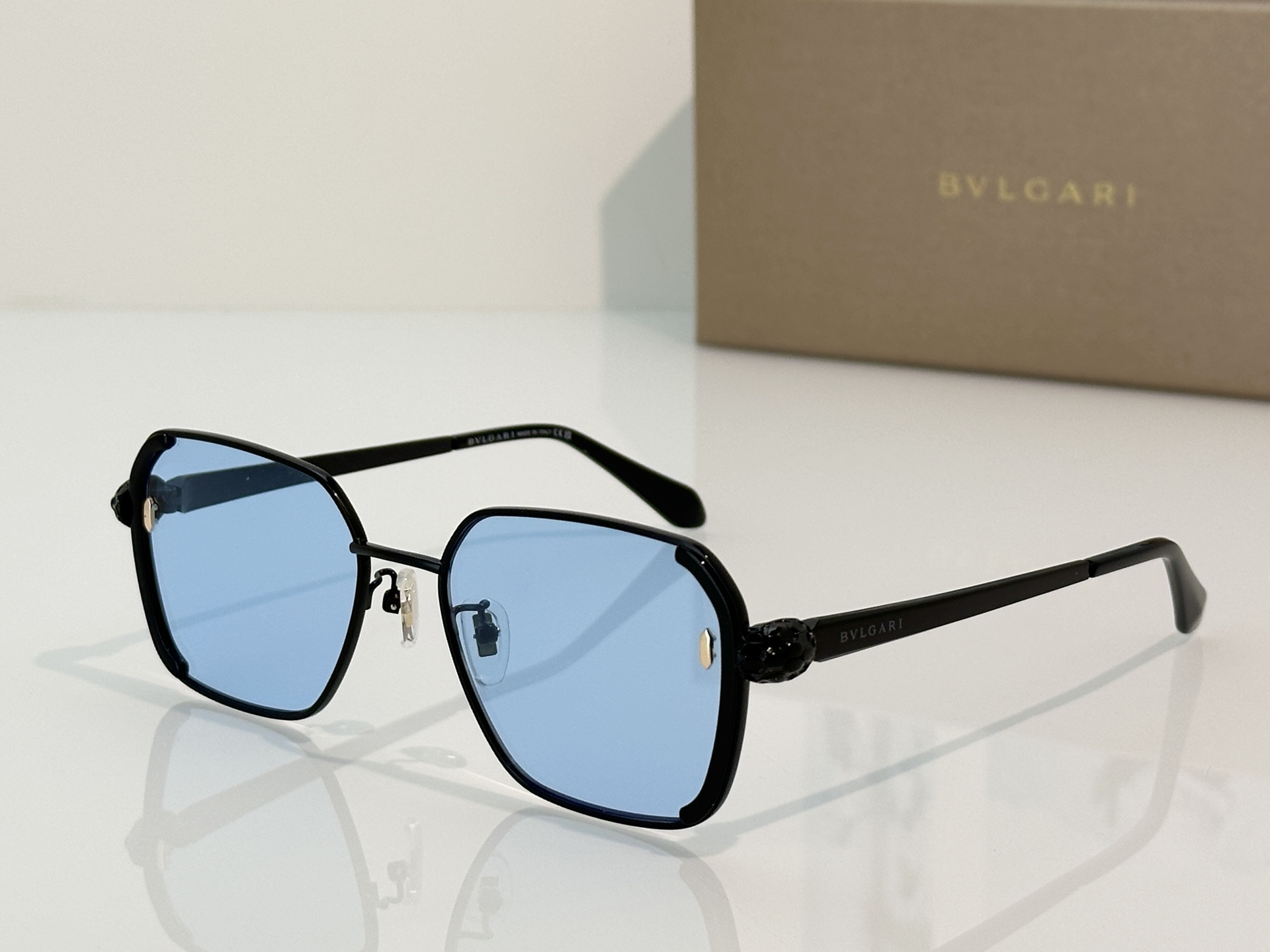 Bvlgari Sunglasses BV40095