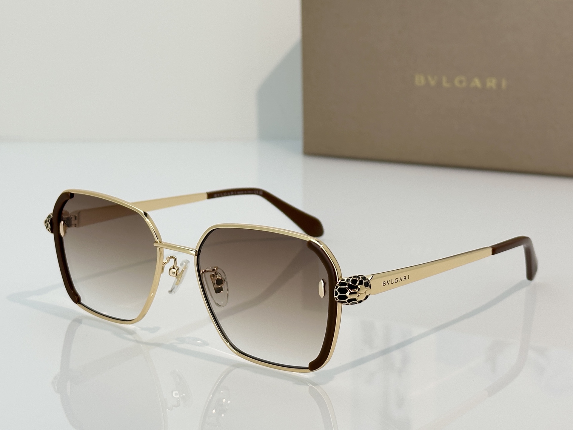Bvlgari Sunglasses BV40095