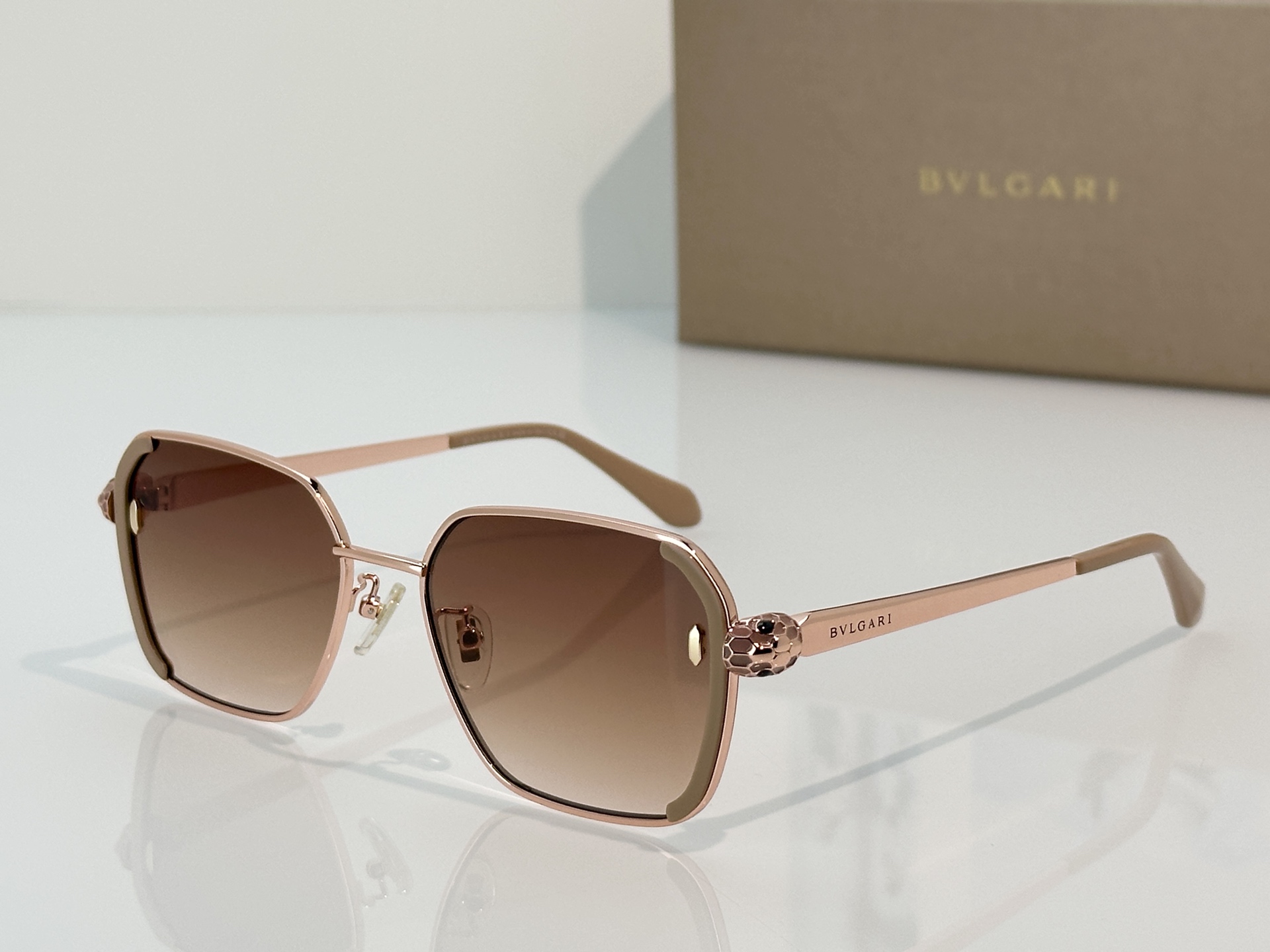 Bvlgari Sunglasses BV40095