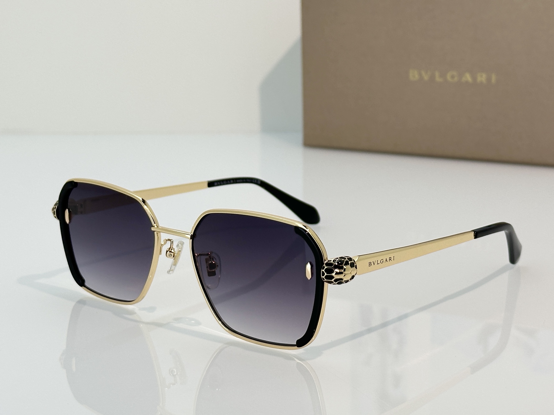 Bvlgari Sunglasses BV40095