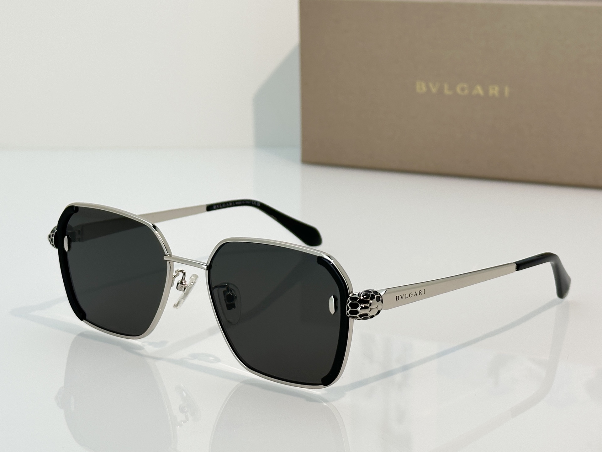 Bvlgari Sunglasses BV40095