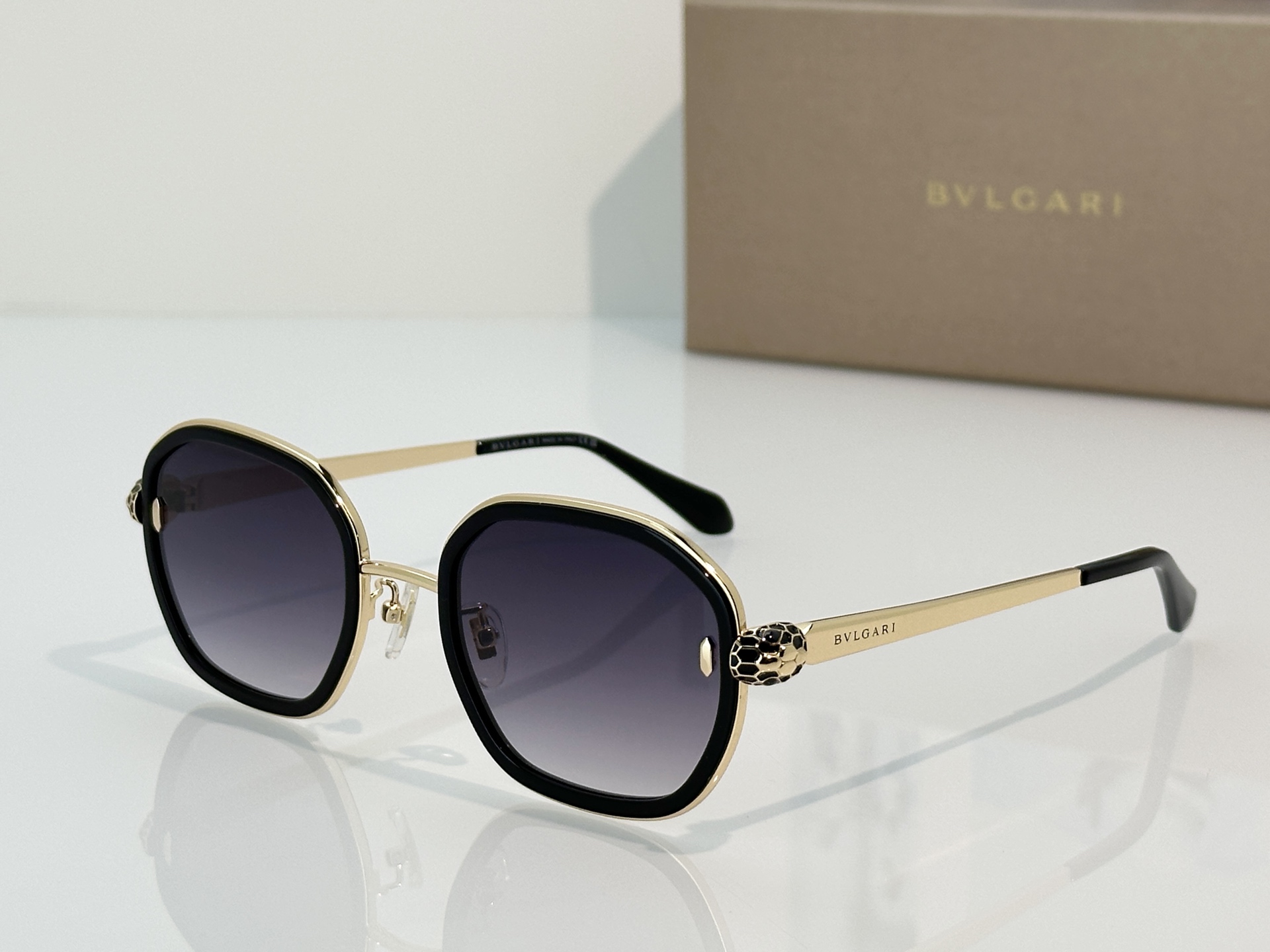 Bvlgari Sunglasses BV40094