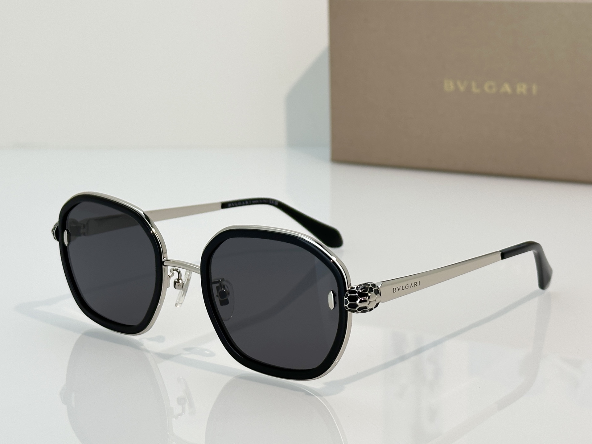 Bvlgari Sunglasses BV40094