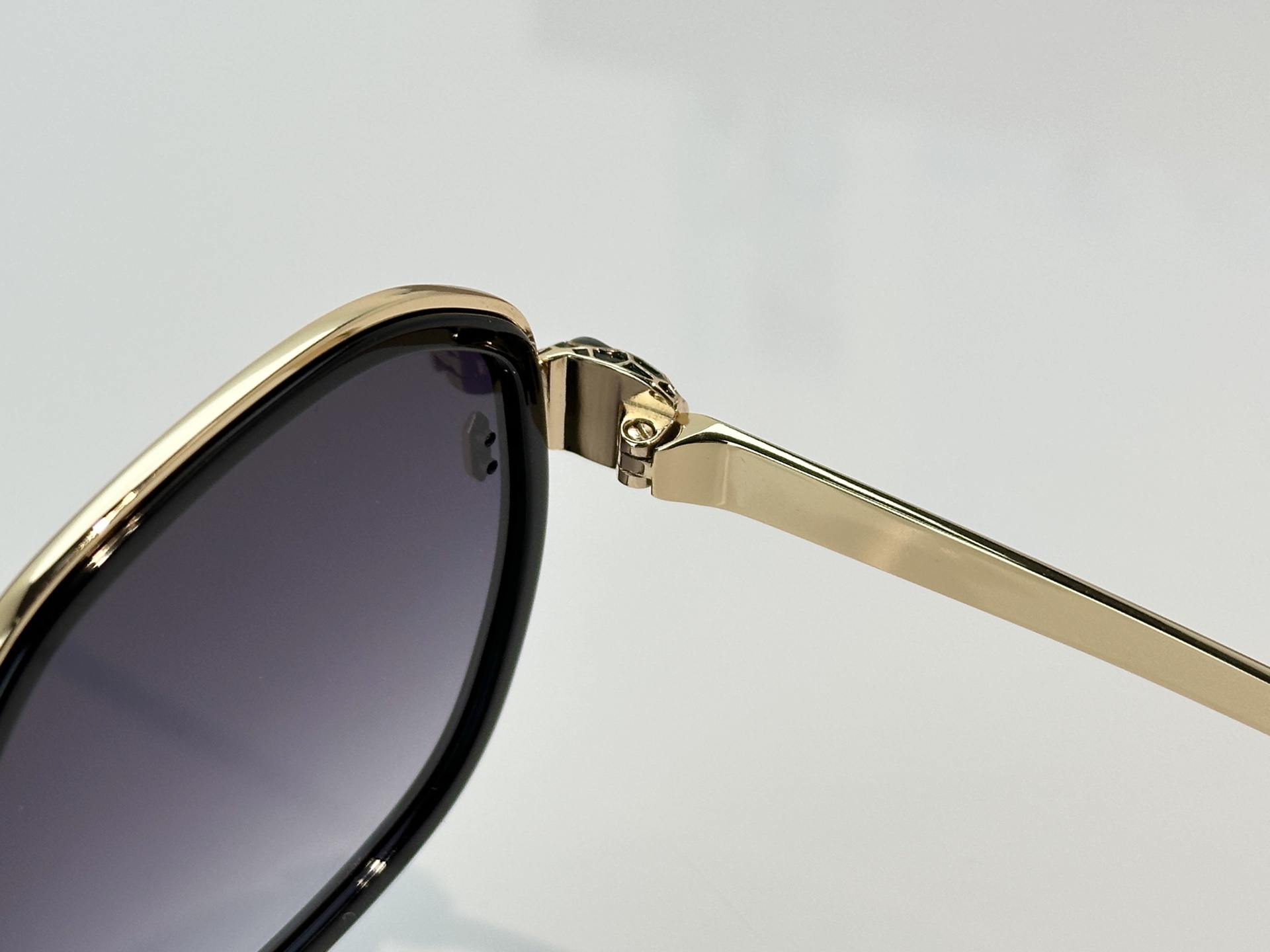 Bvlgari Sunglasses BV40094