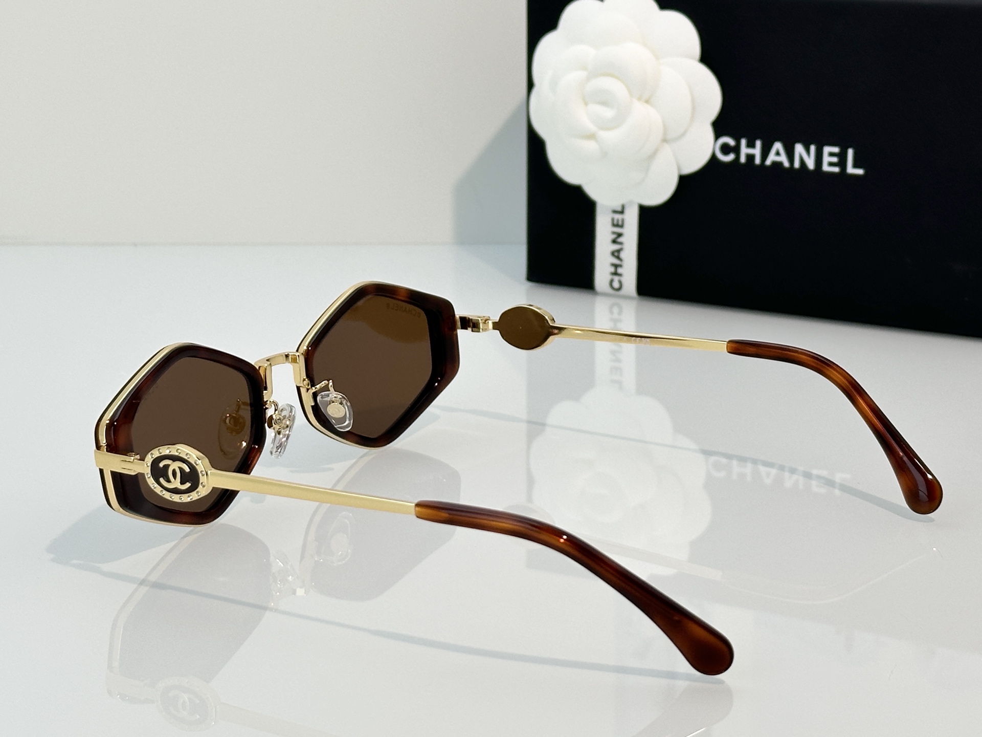 Chanel Sunglasses CH7295B