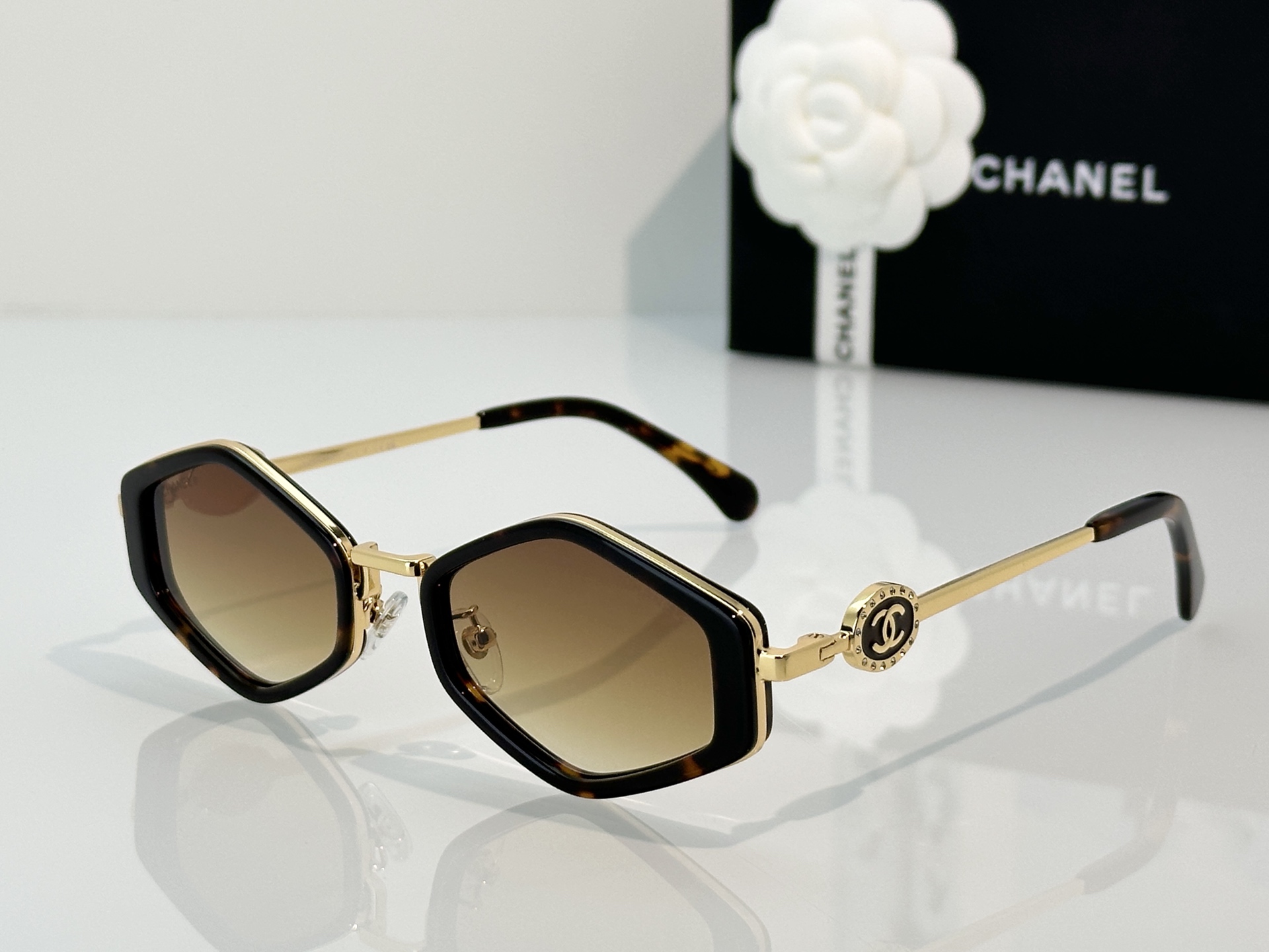 Chanel Sunglasses CH7295B