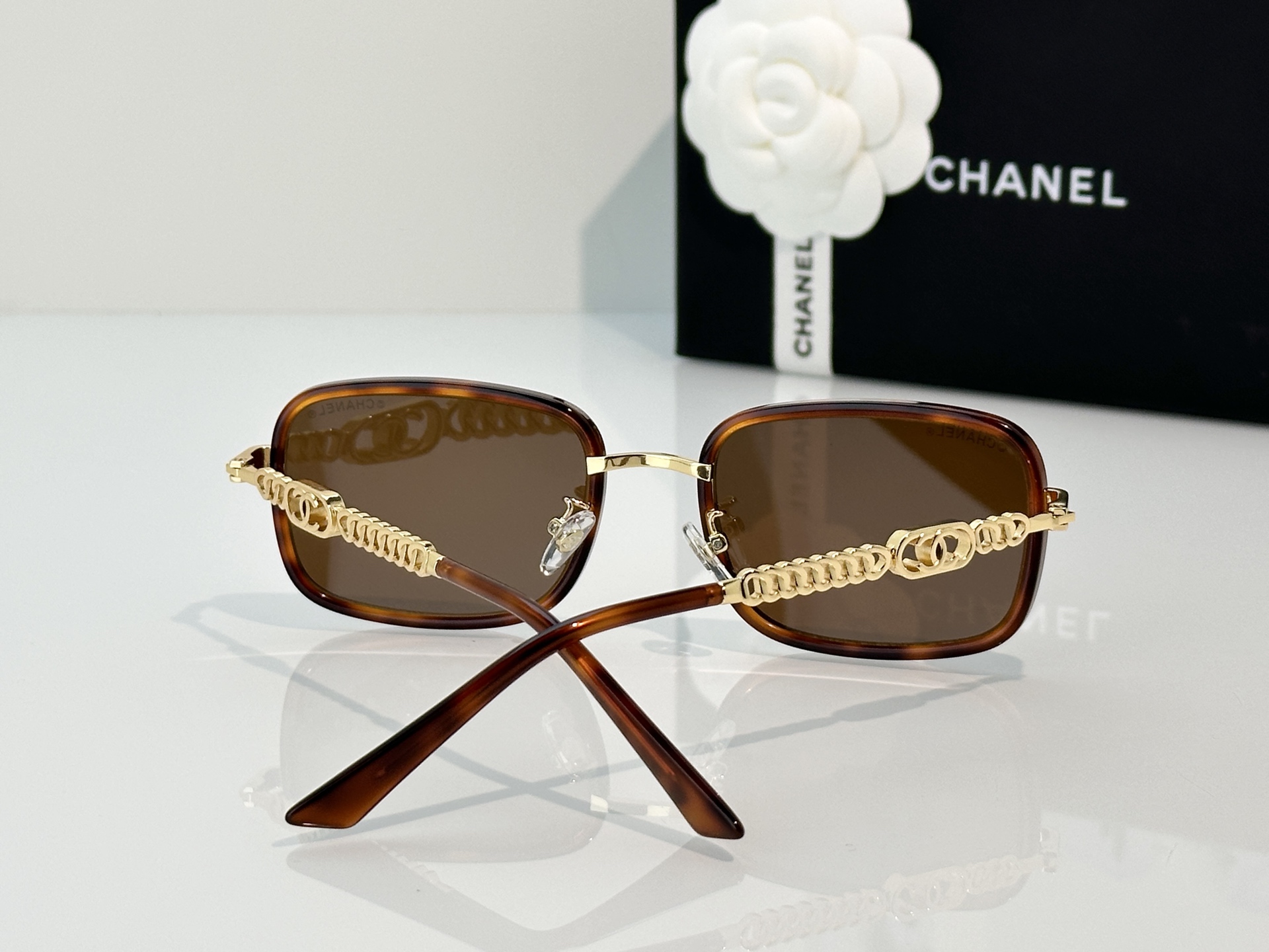 Chanel Sunglasses CH7289B