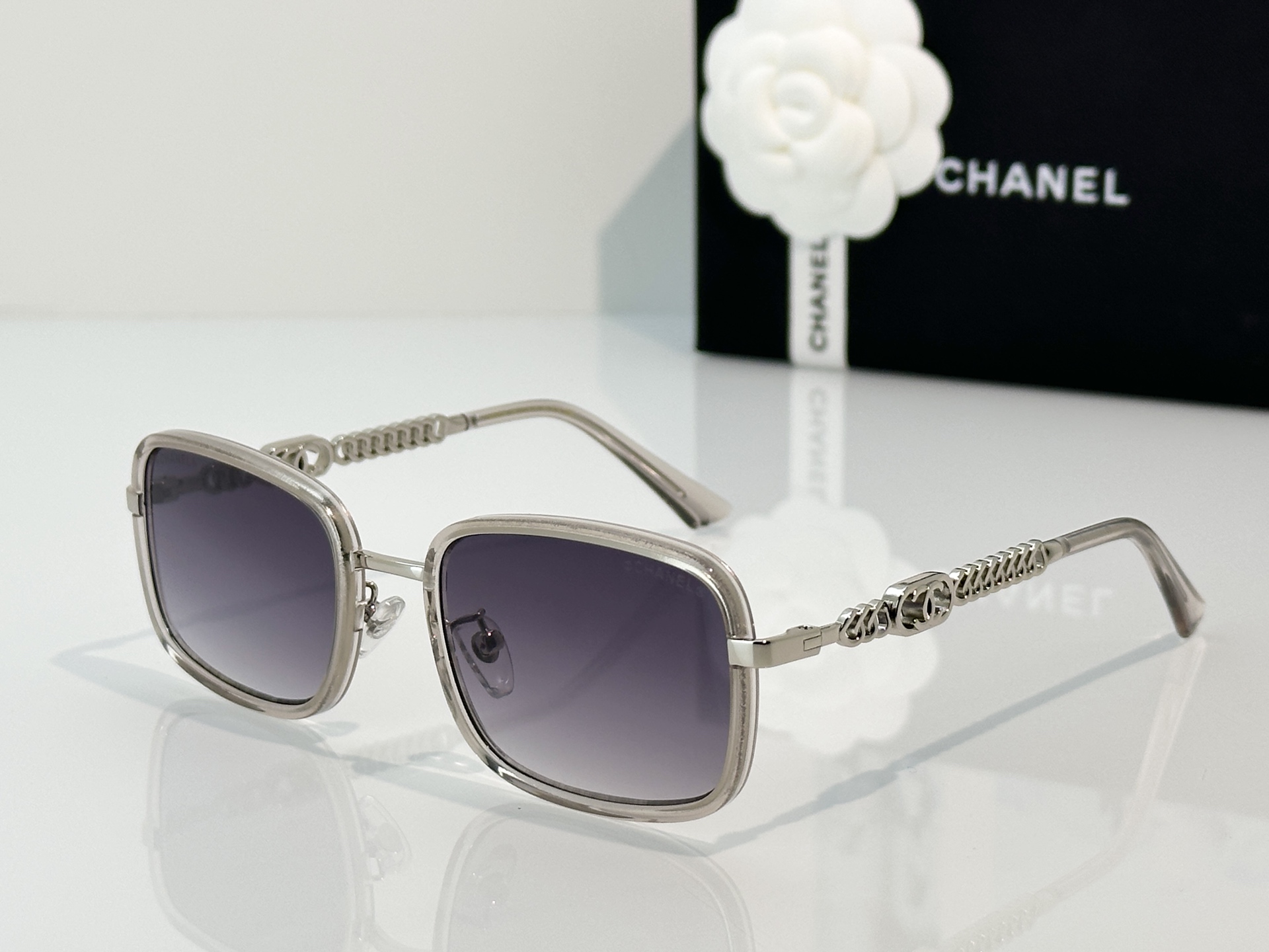 Chanel Sunglasses CH7289B