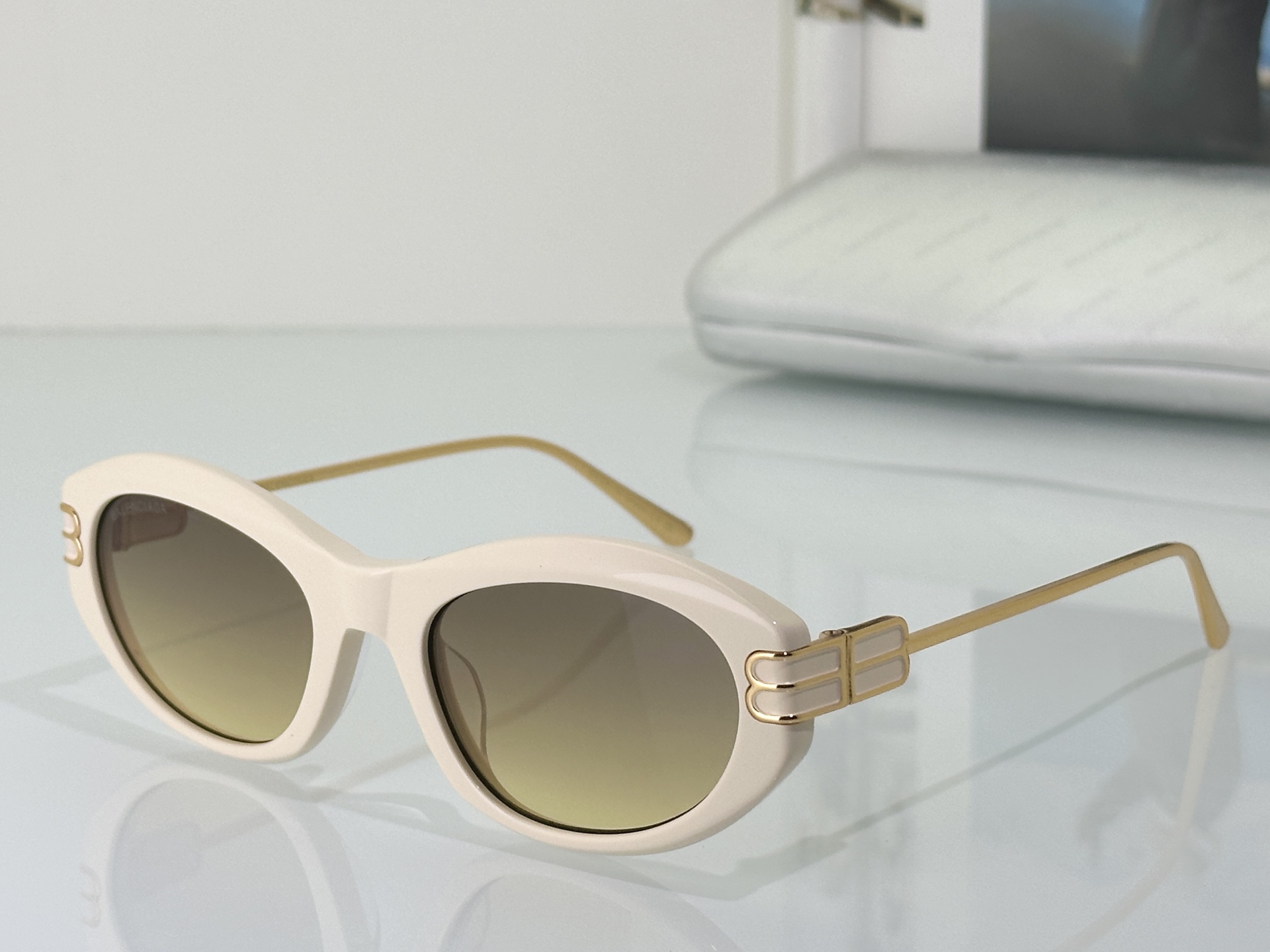 Balenciaga Sunglasses BB2268
