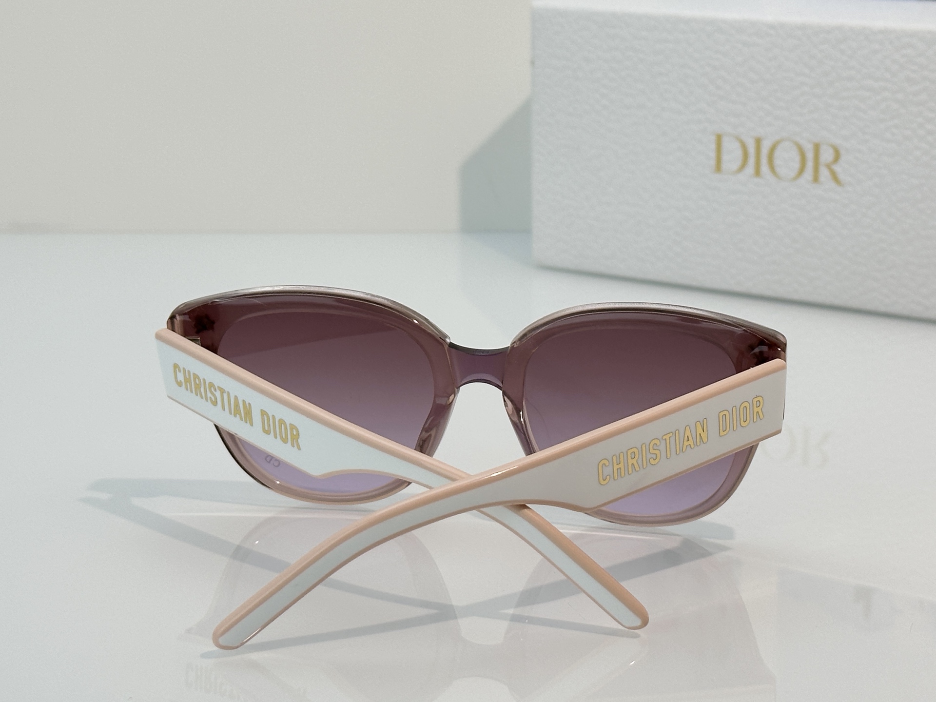 Designer Sunglasses Pacific