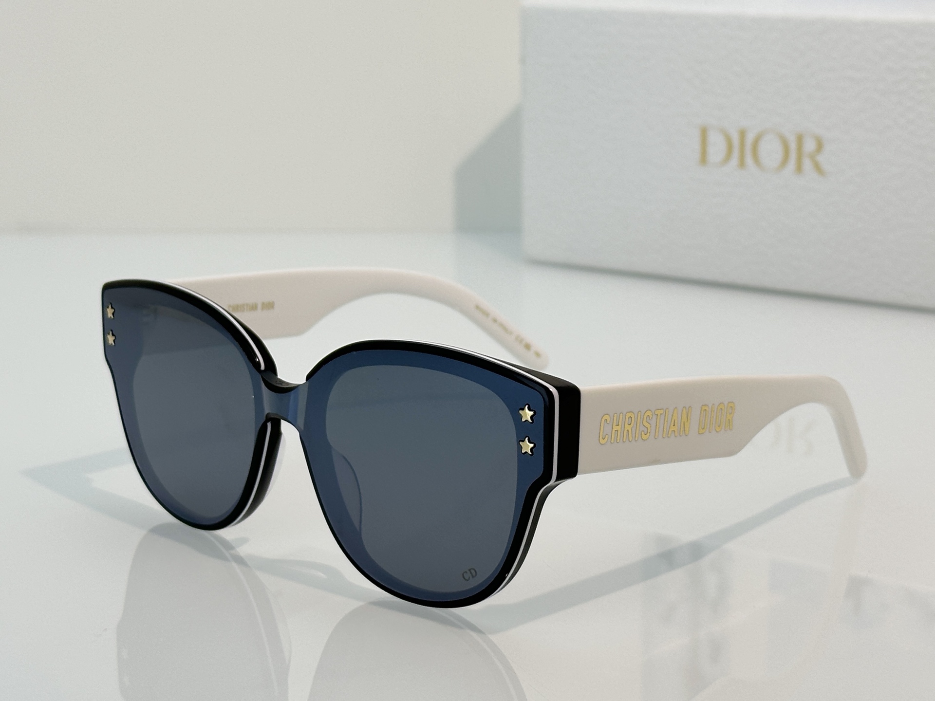 Designer Sunglasses Pacific