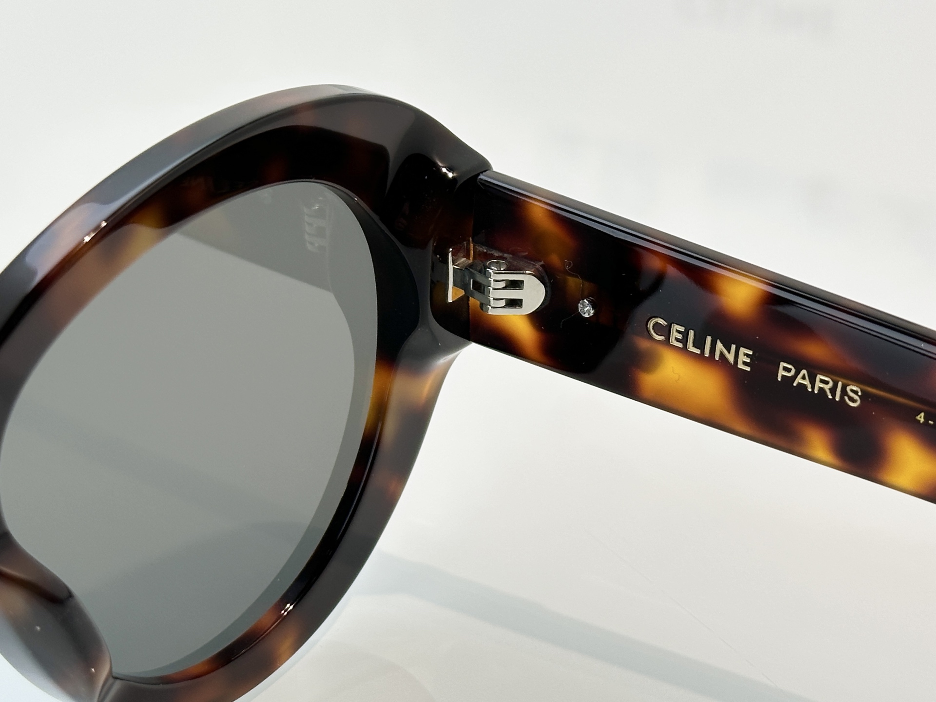 Designer Sunglasses CL1740LU