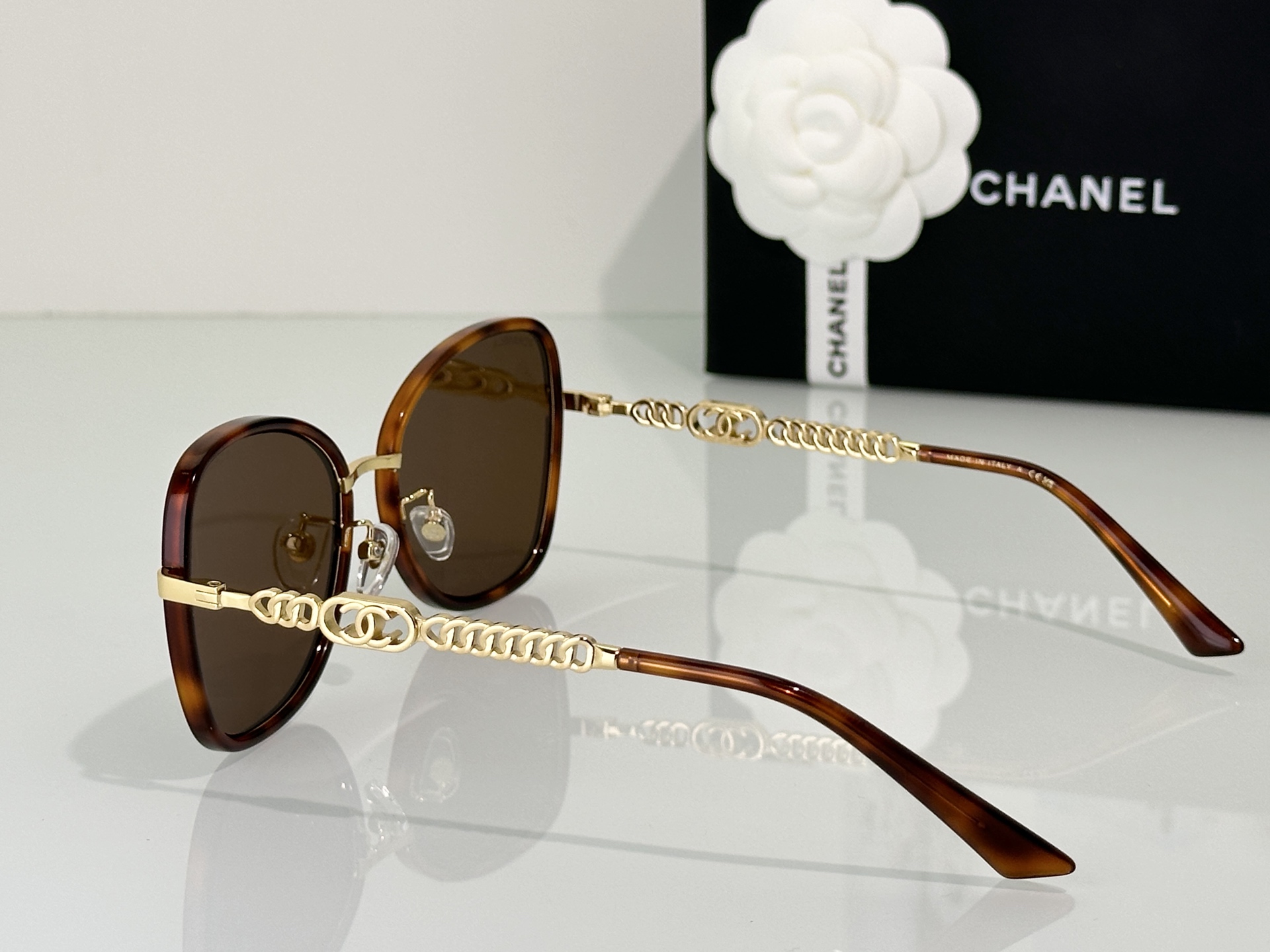 Chanel Sunglasses CH7288B