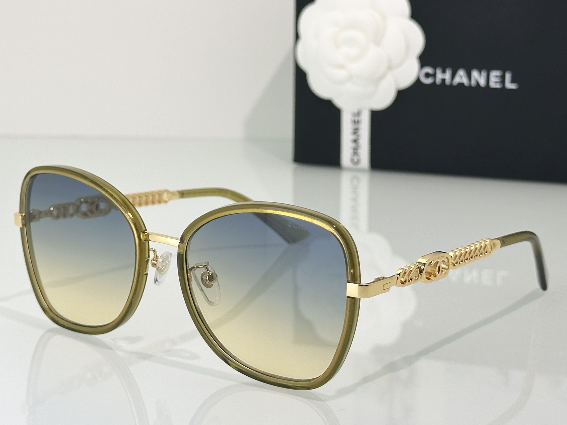 Chanel Sunglasses CH7288B