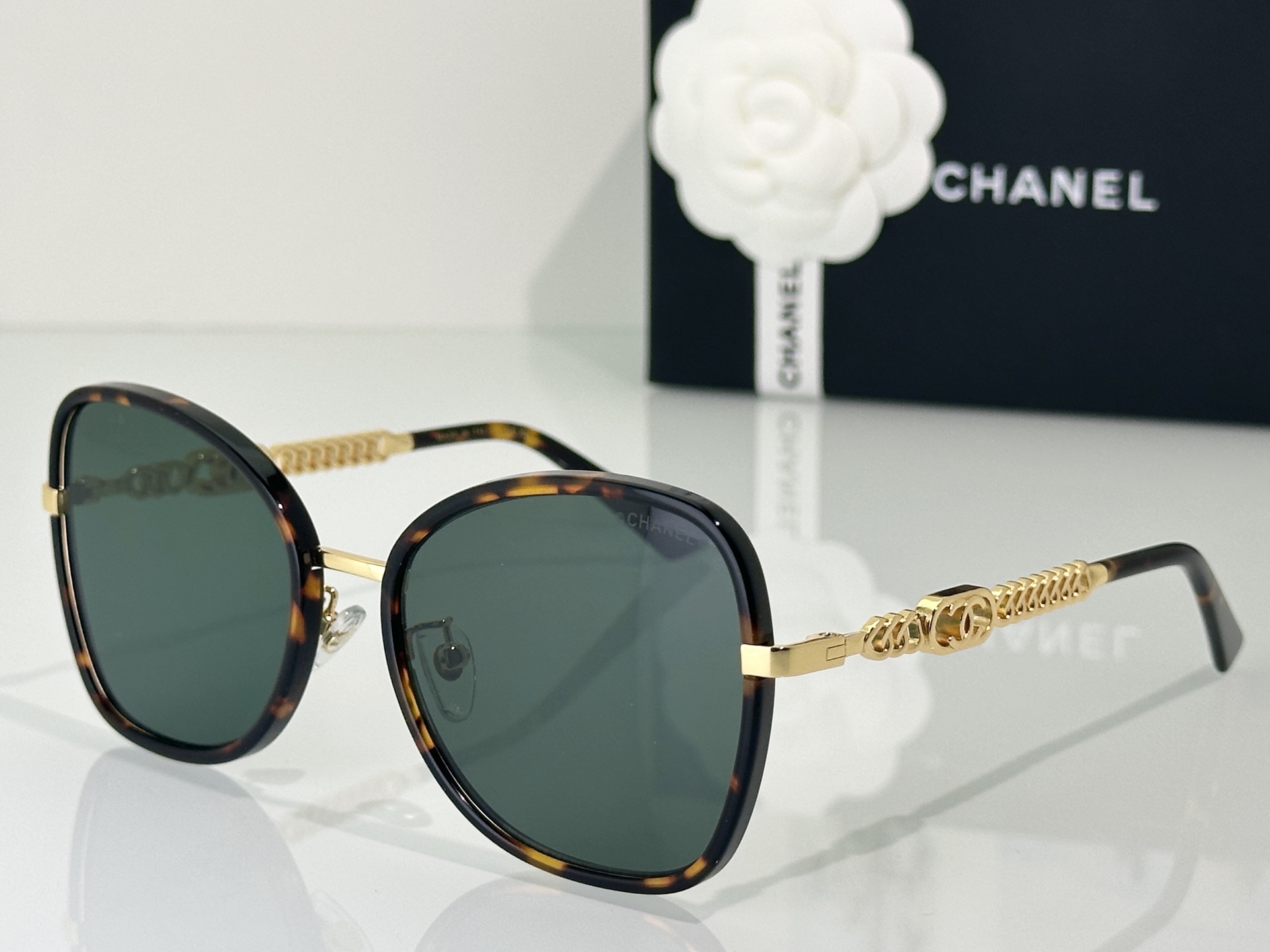 Chanel Sunglasses CH7288B