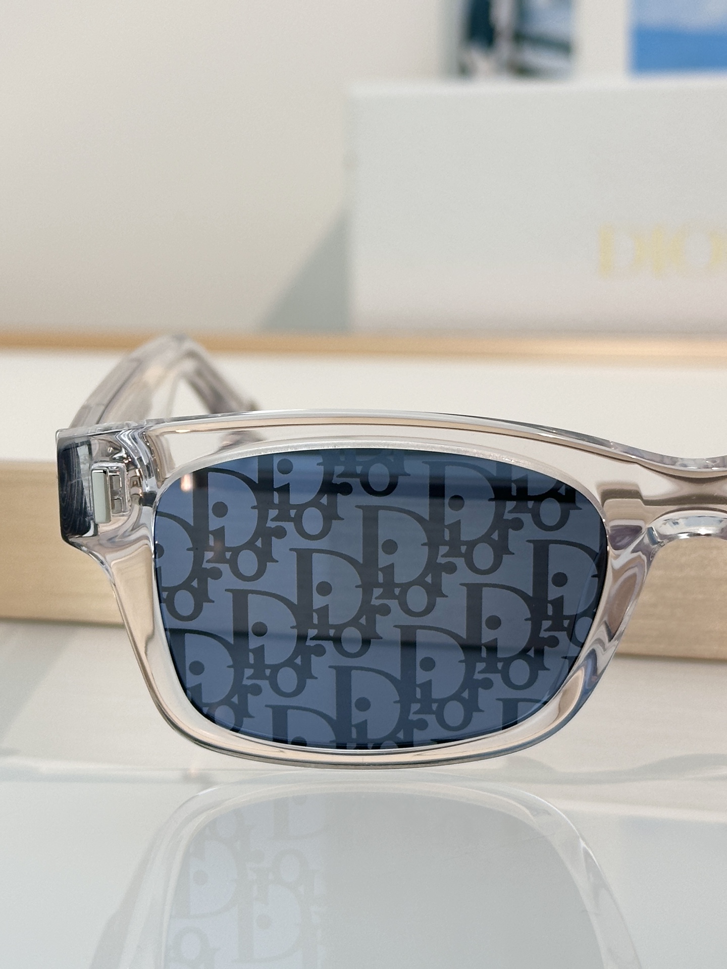 Designer Sunglasses Tailoring