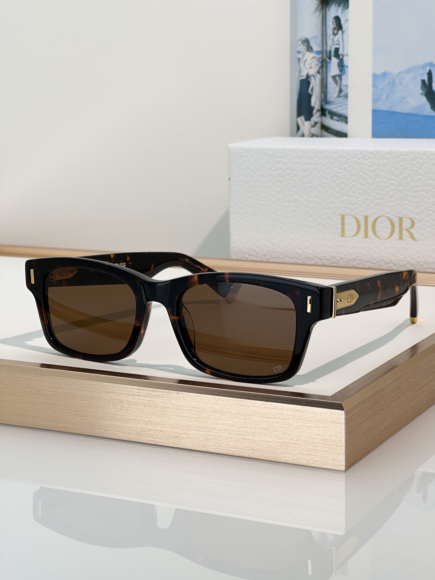 Designer Sunglasses Tailoring