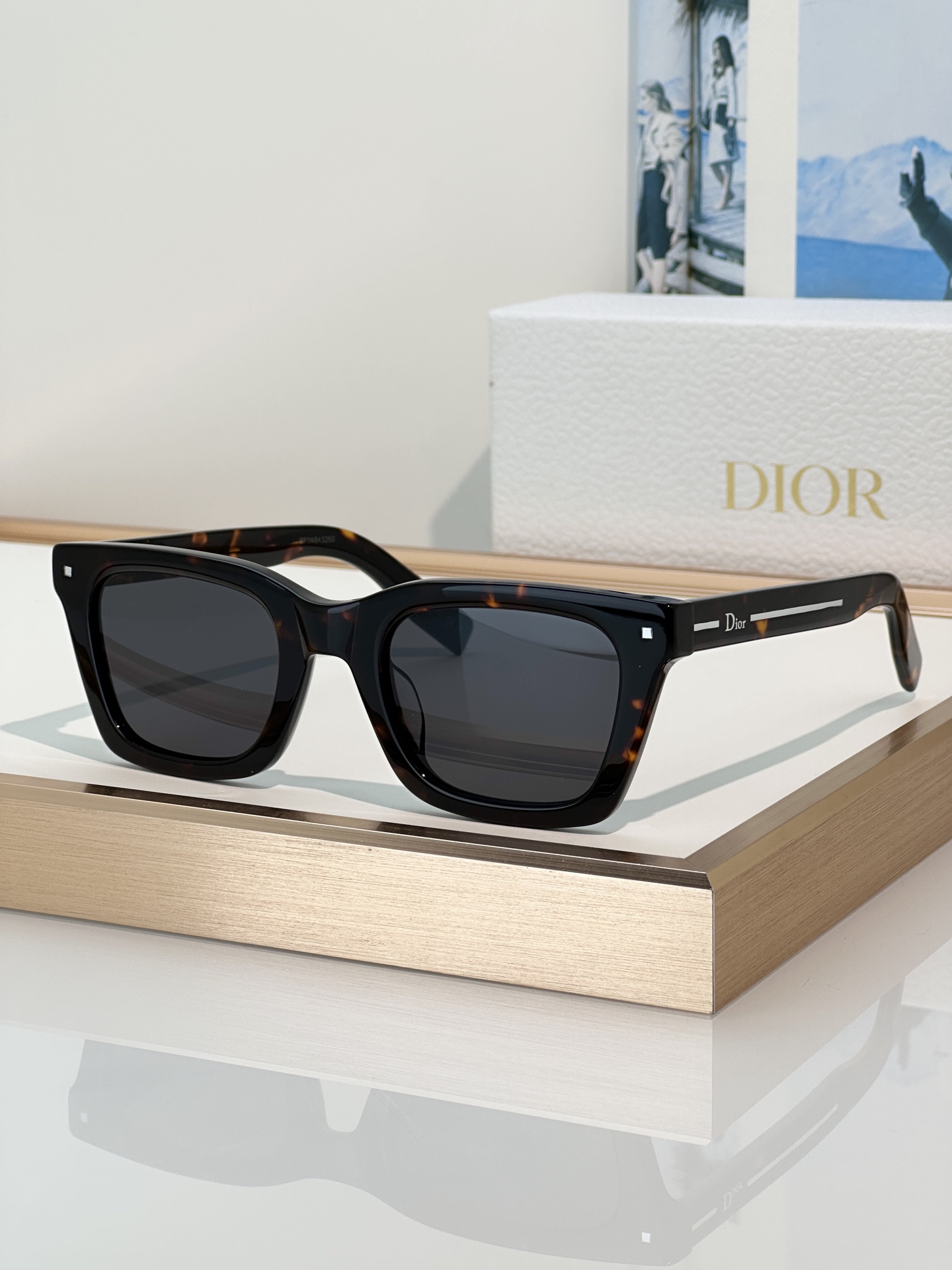 Designer Sunglasses Line