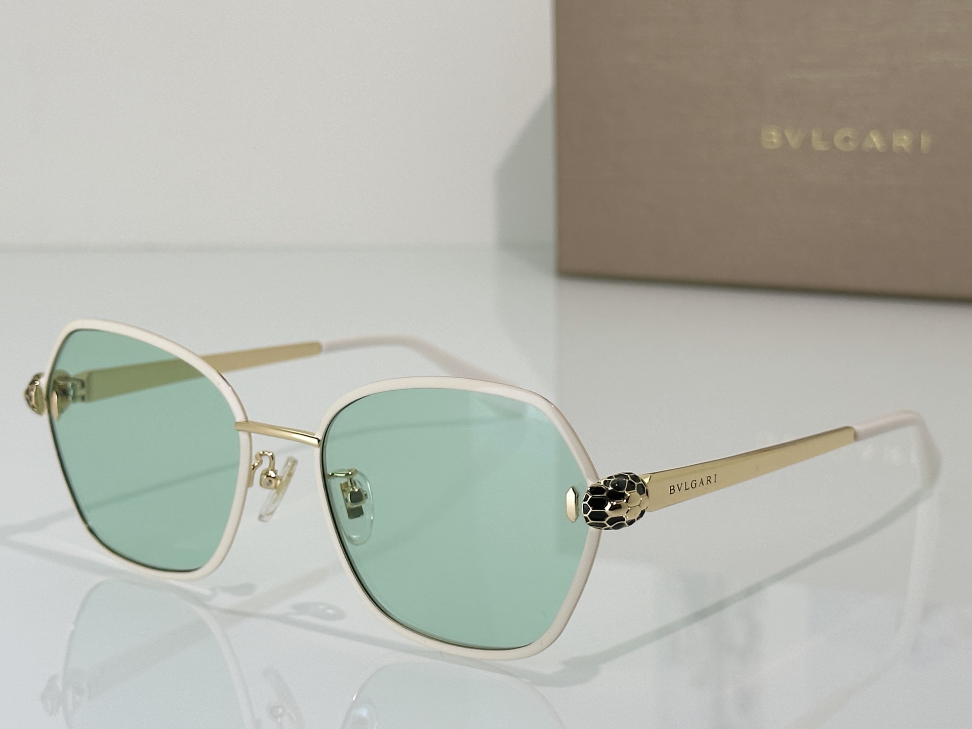 Bvlgari Sunglasses BV40091