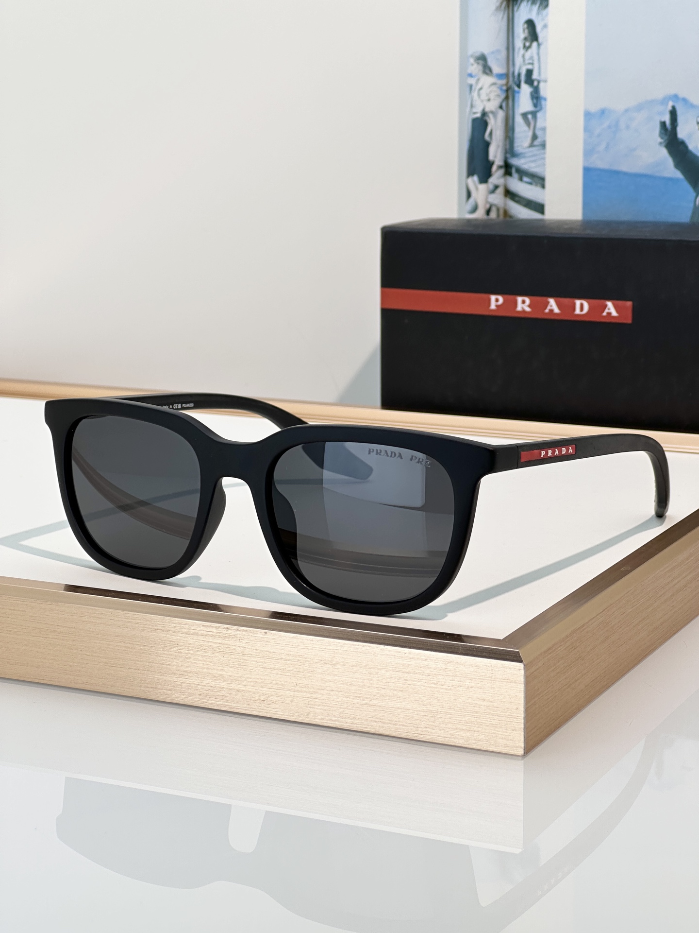 Designer Sunglasses SPS