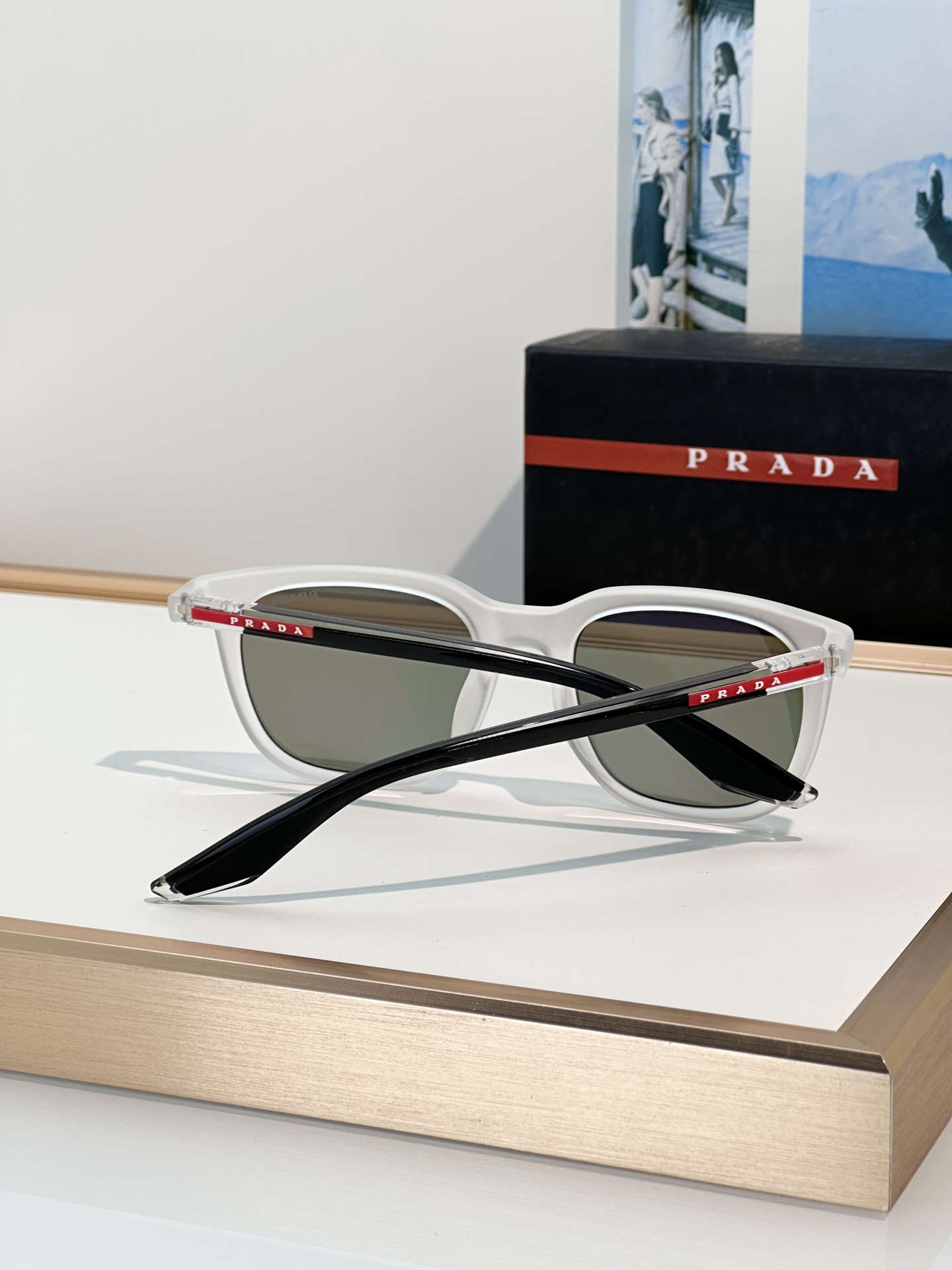 Designer Sunglasses SPS