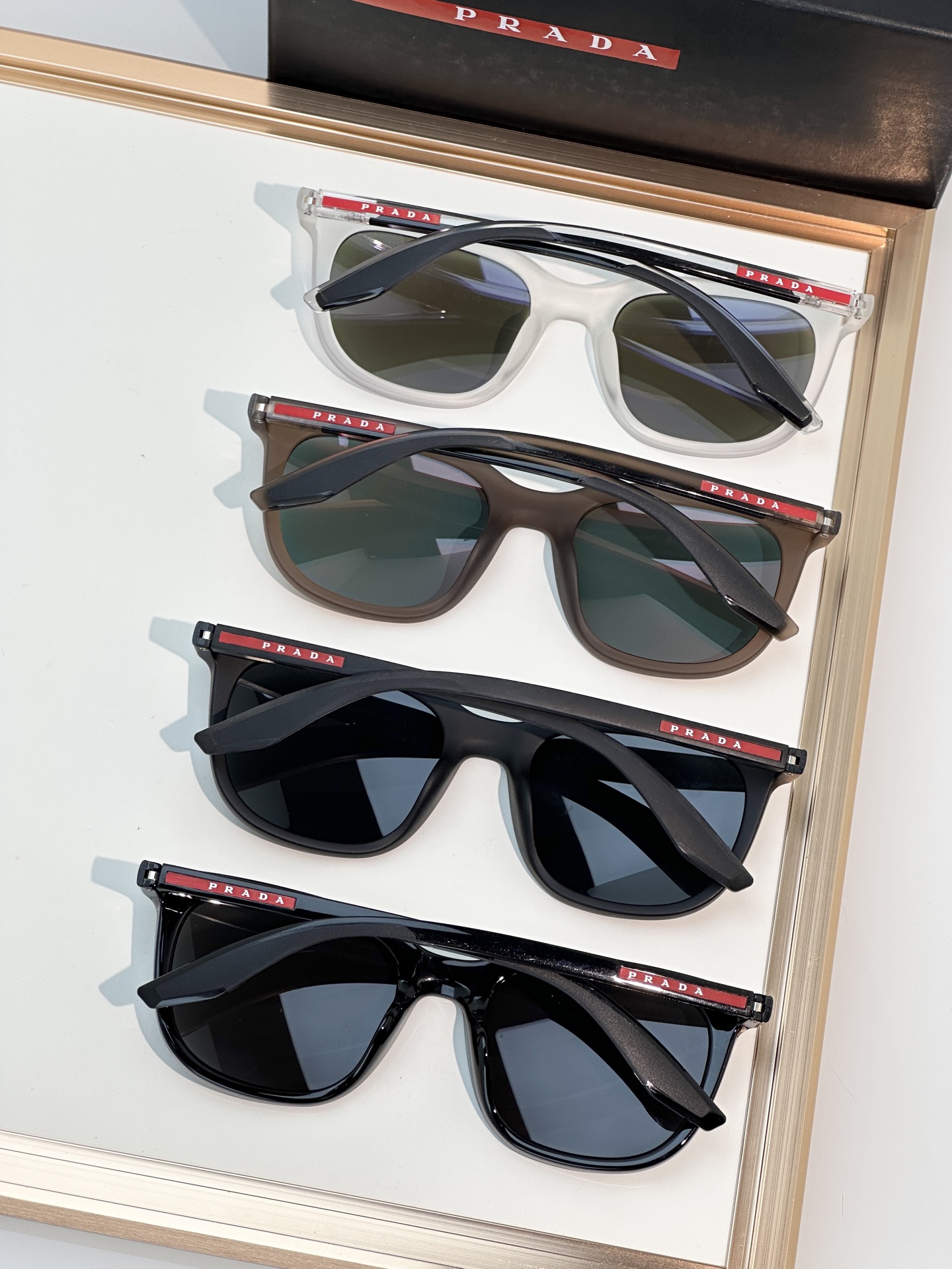 Designer Sunglasses SPS