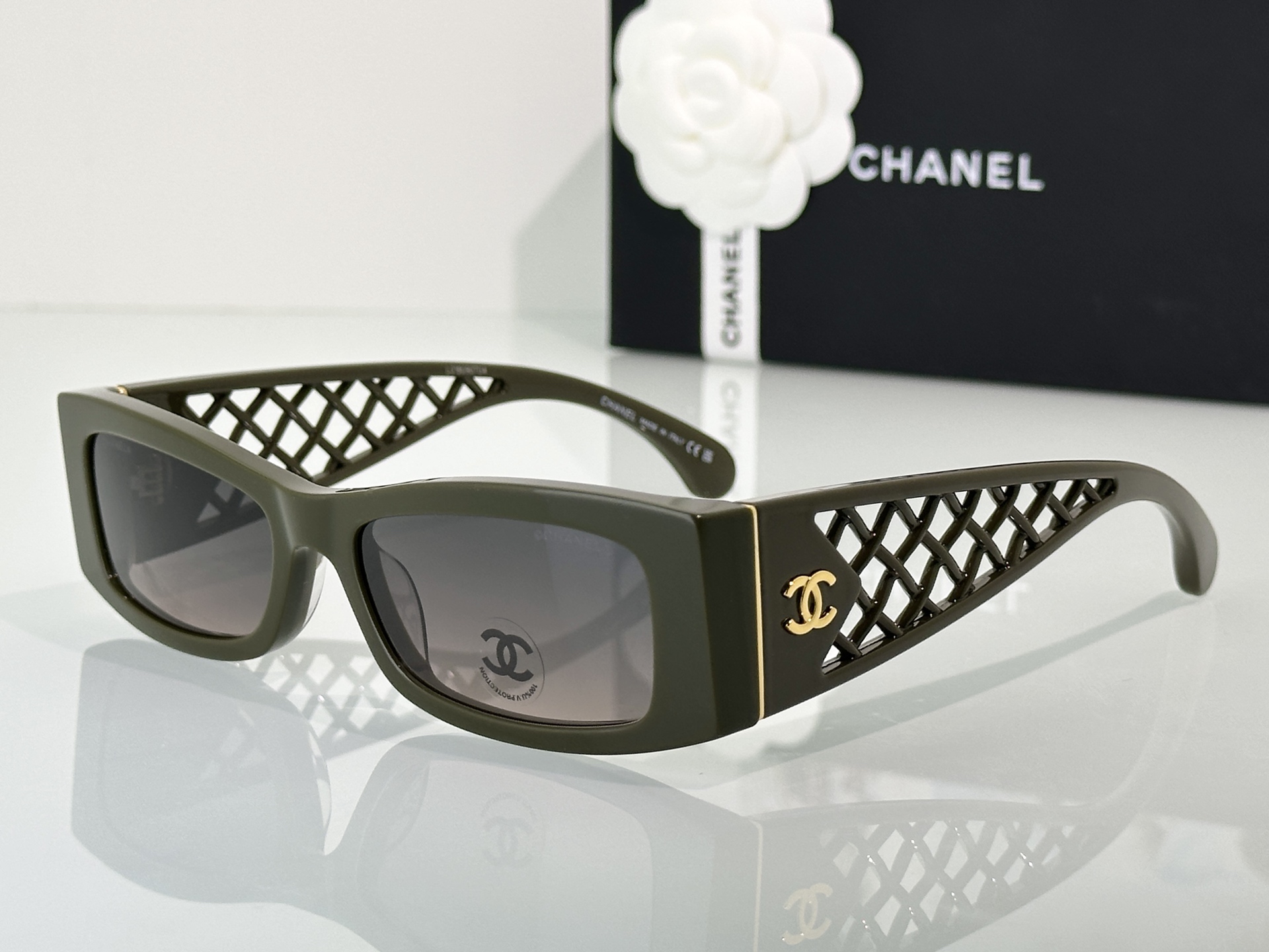 Chanel Sunglasses CH5566