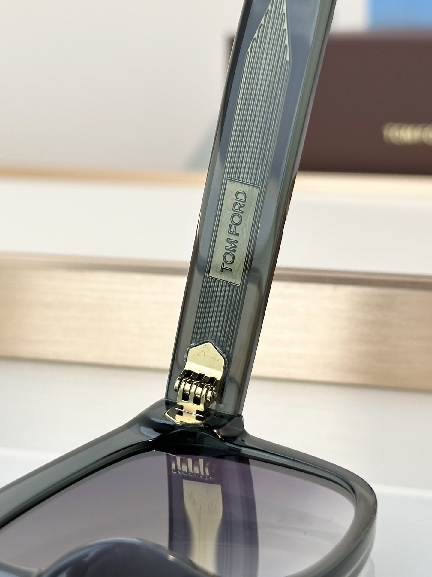 Designer Sunglasses FT1201
