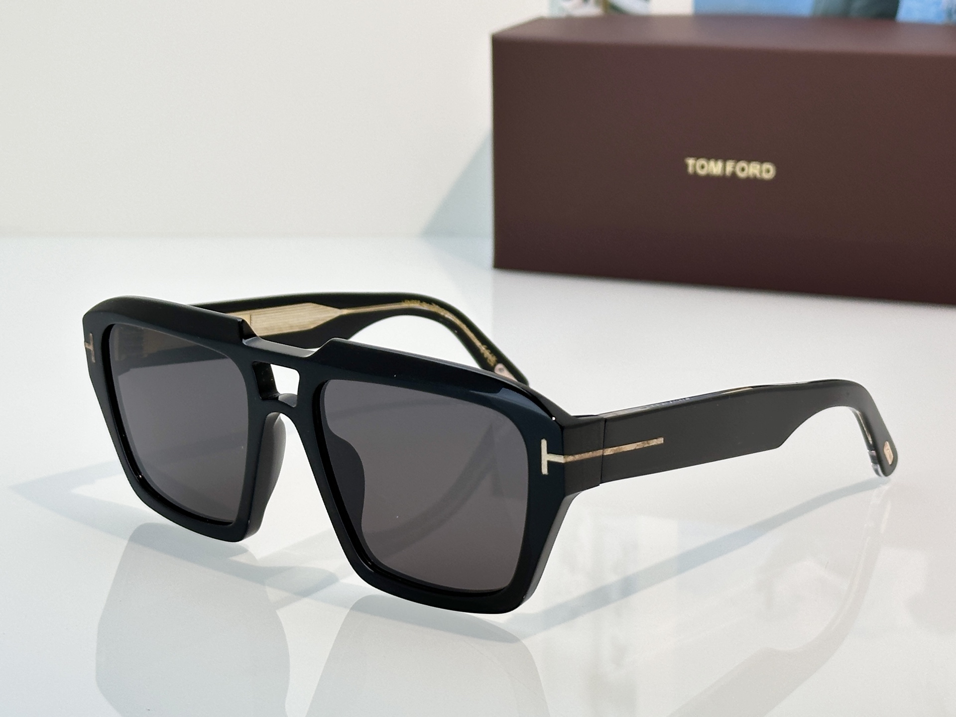 Designer Sunglasses FT1202