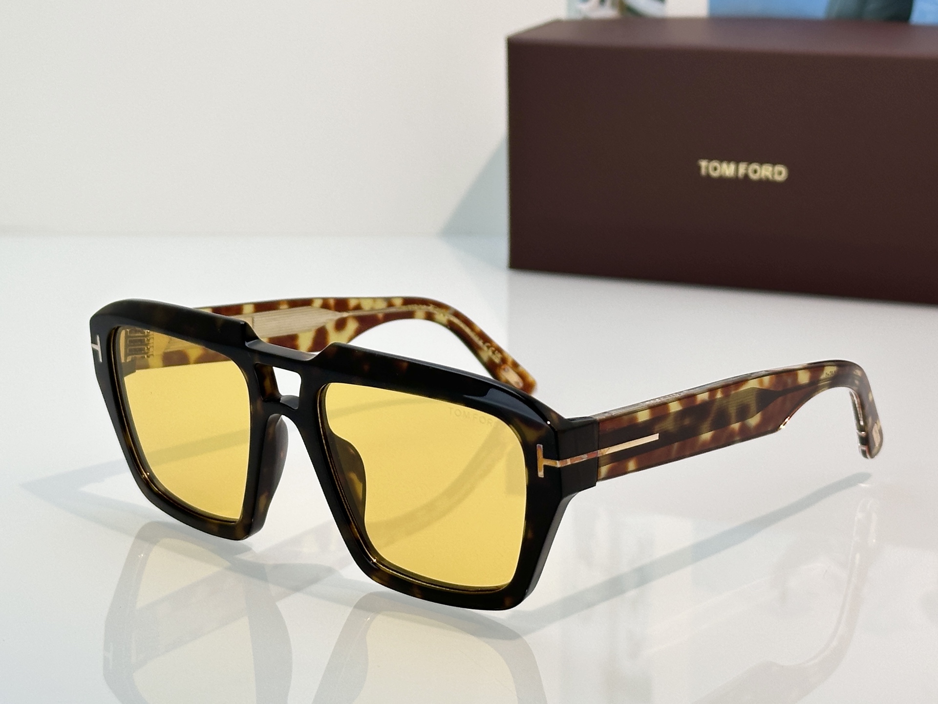 Designer Sunglasses FT1202