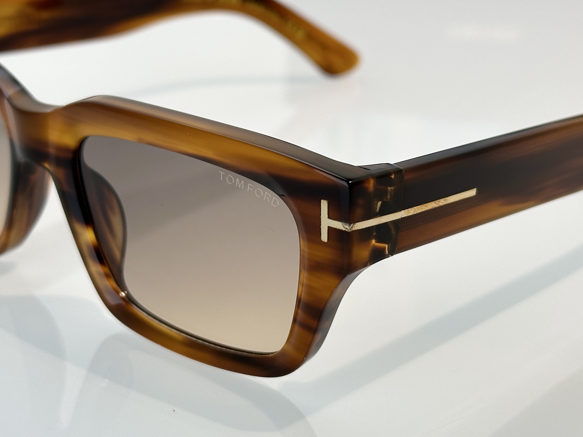 Designer Sunglasses FT1203