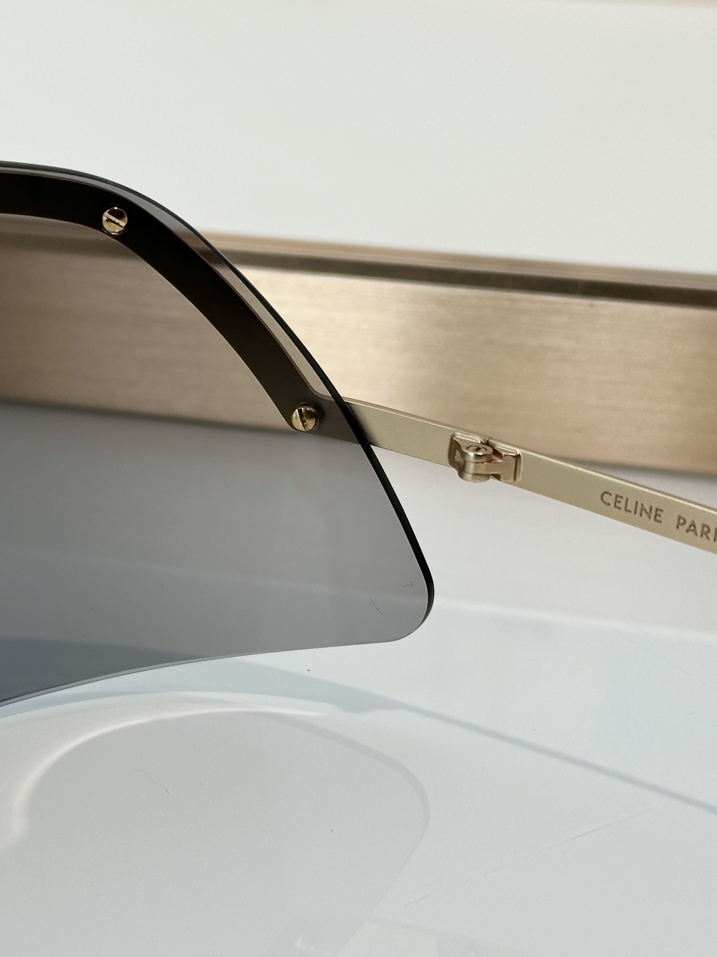 Designer Sunglasses CL40350U