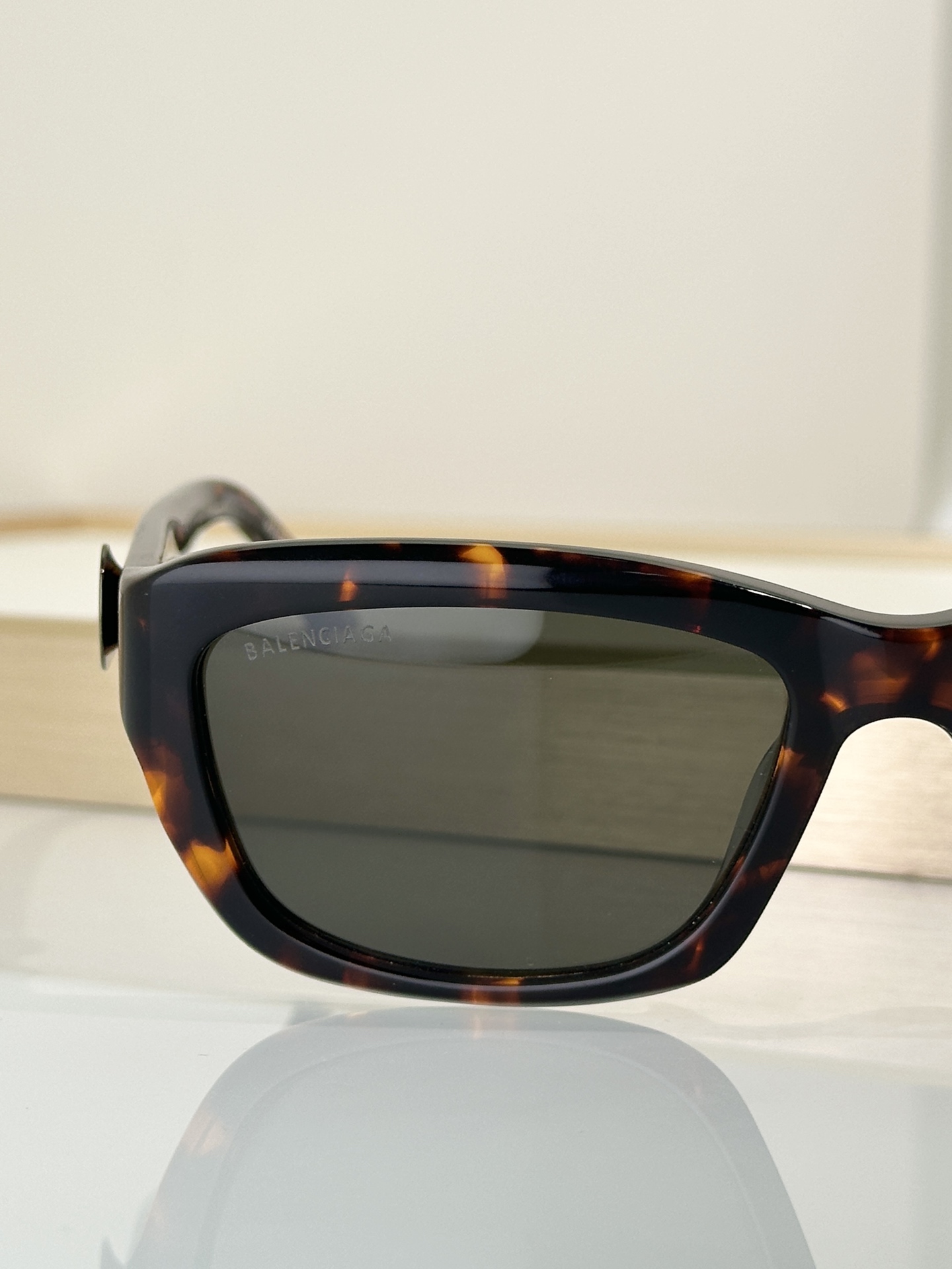 Balenciaga Sunglasses BB0409S