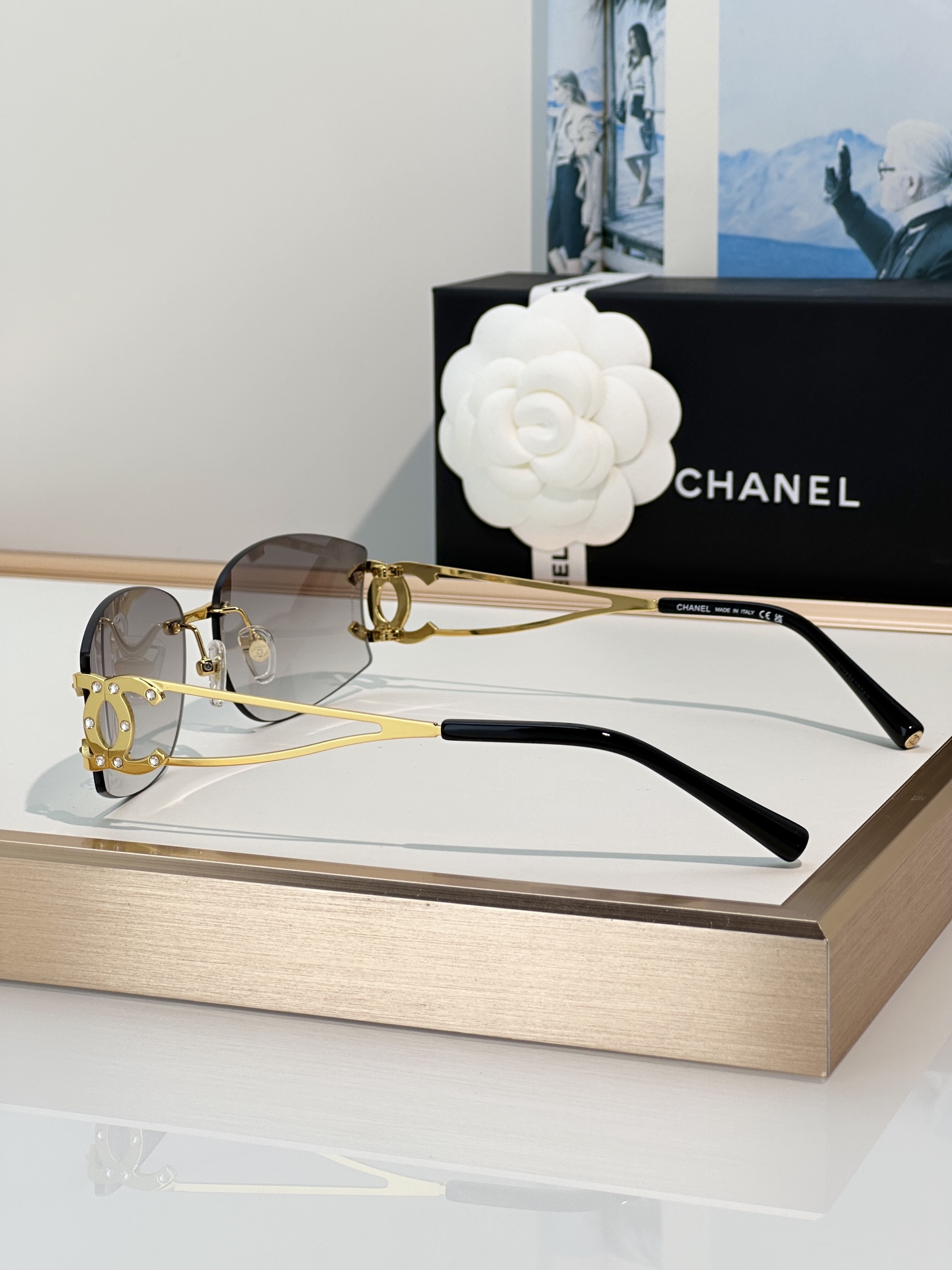 Chanel Sunglasses CH4087