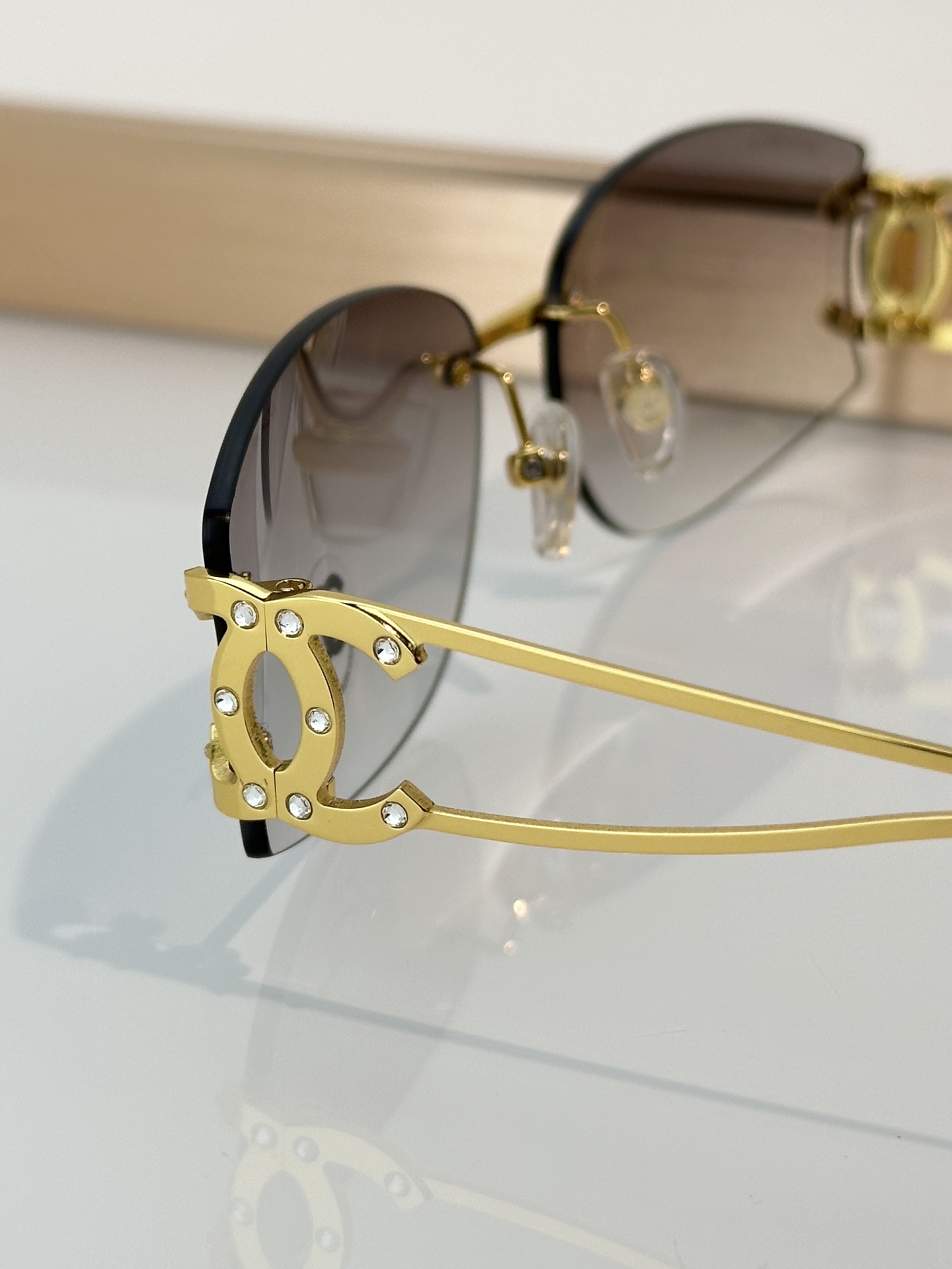 Chanel Sunglasses CH4087