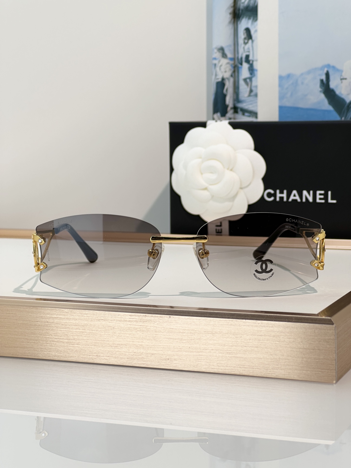 Chanel Sunglasses CH4087