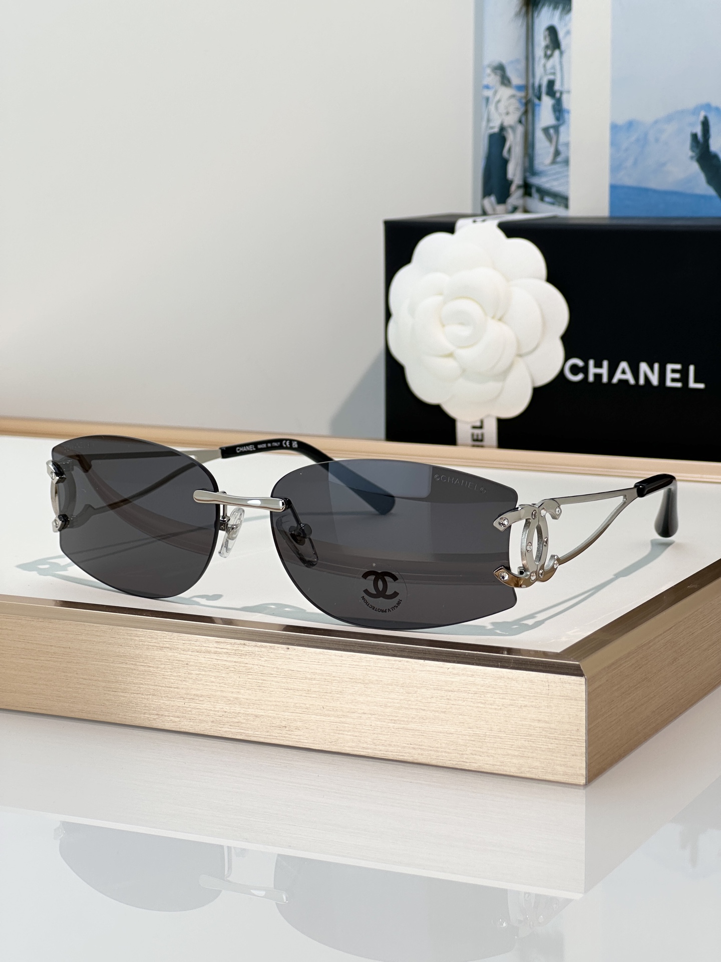 Chanel Sunglasses CH4087