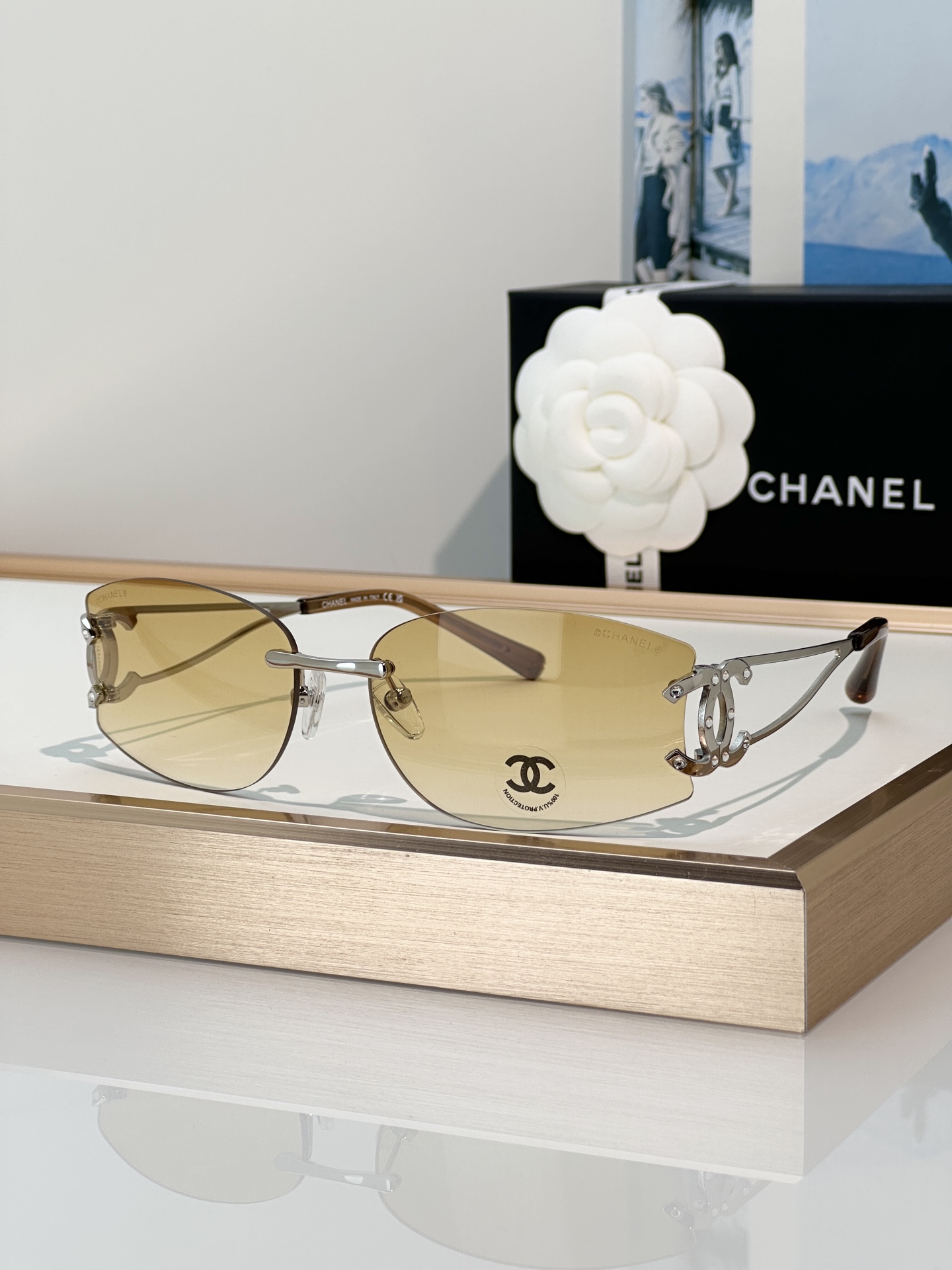 Chanel Sunglasses CH4087