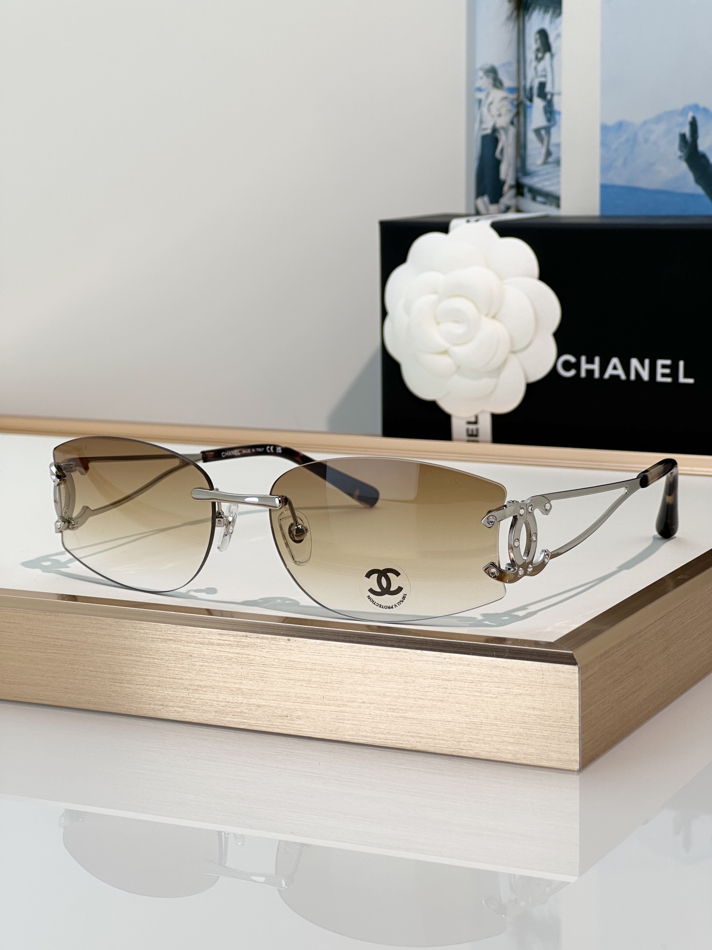 Chanel Sunglasses CH4087