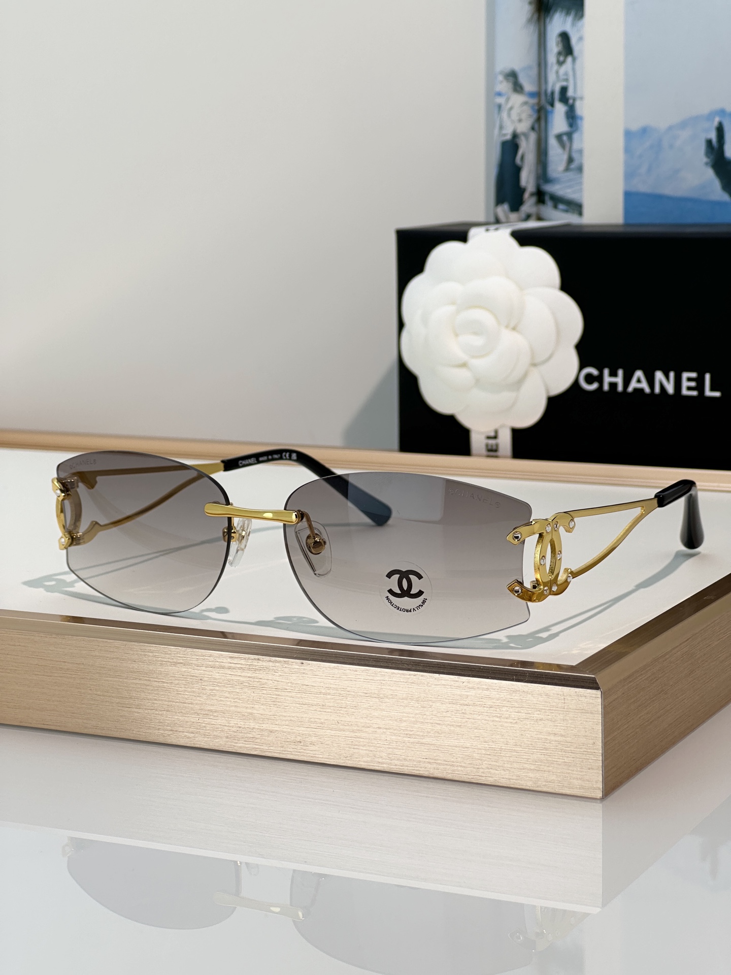 Chanel Sunglasses CH4087