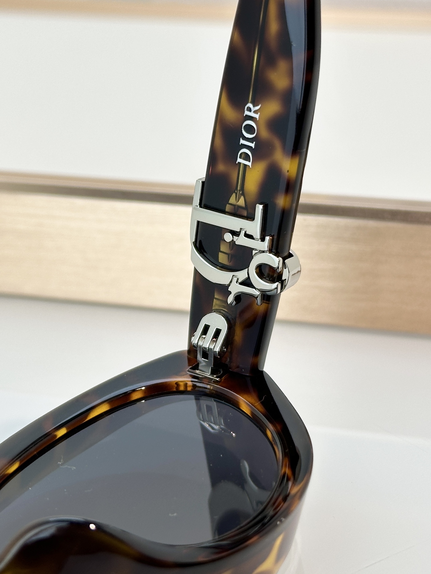 Designer Sunglasses Oblique