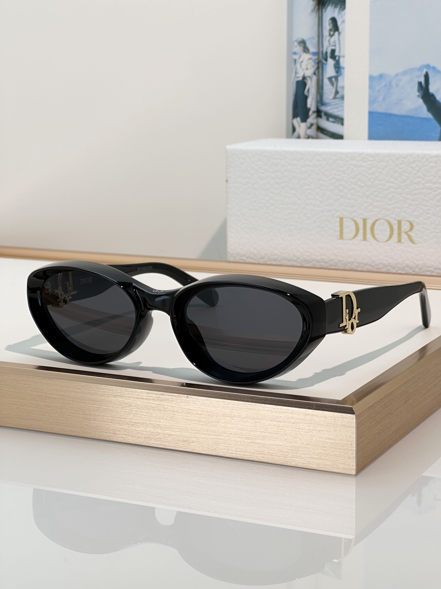 Designer Sunglasses Oblique
