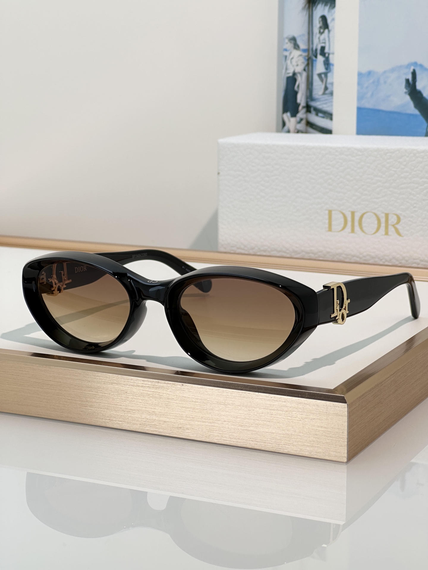 Designer Sunglasses Oblique