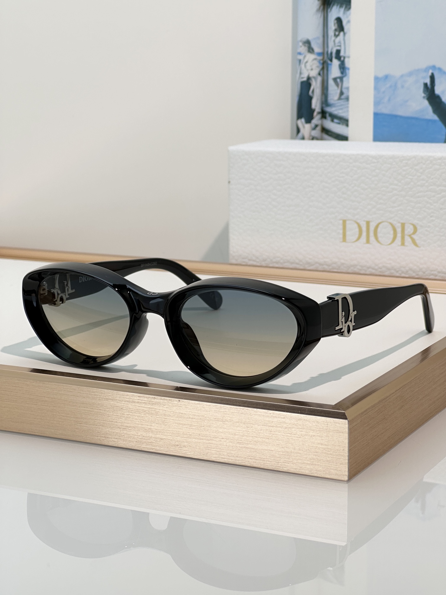 Designer Sunglasses Oblique