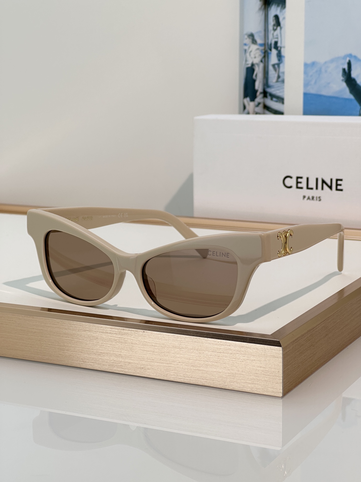 Designer Sunglasses CL40352U