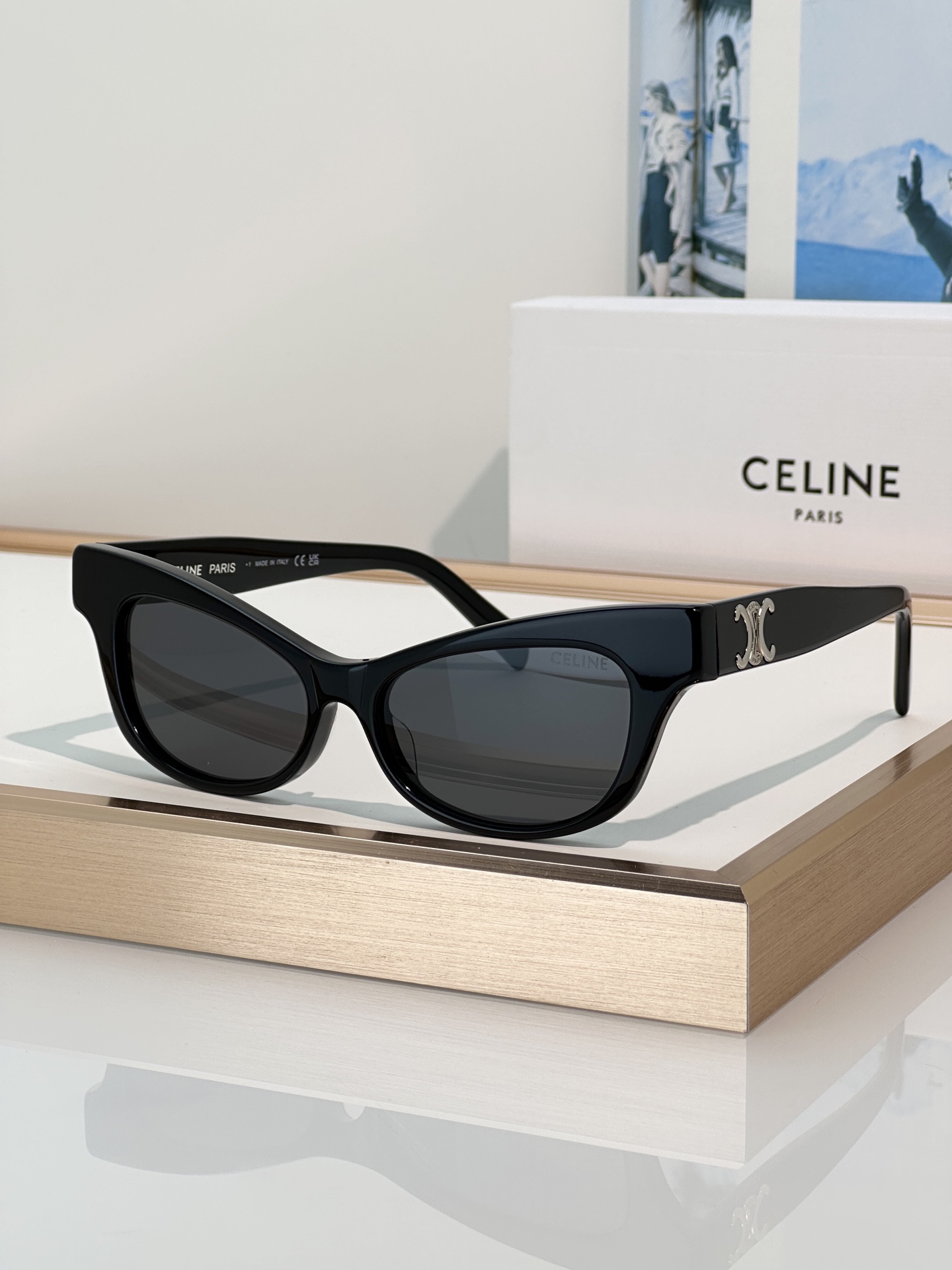 Designer Sunglasses CL40352U