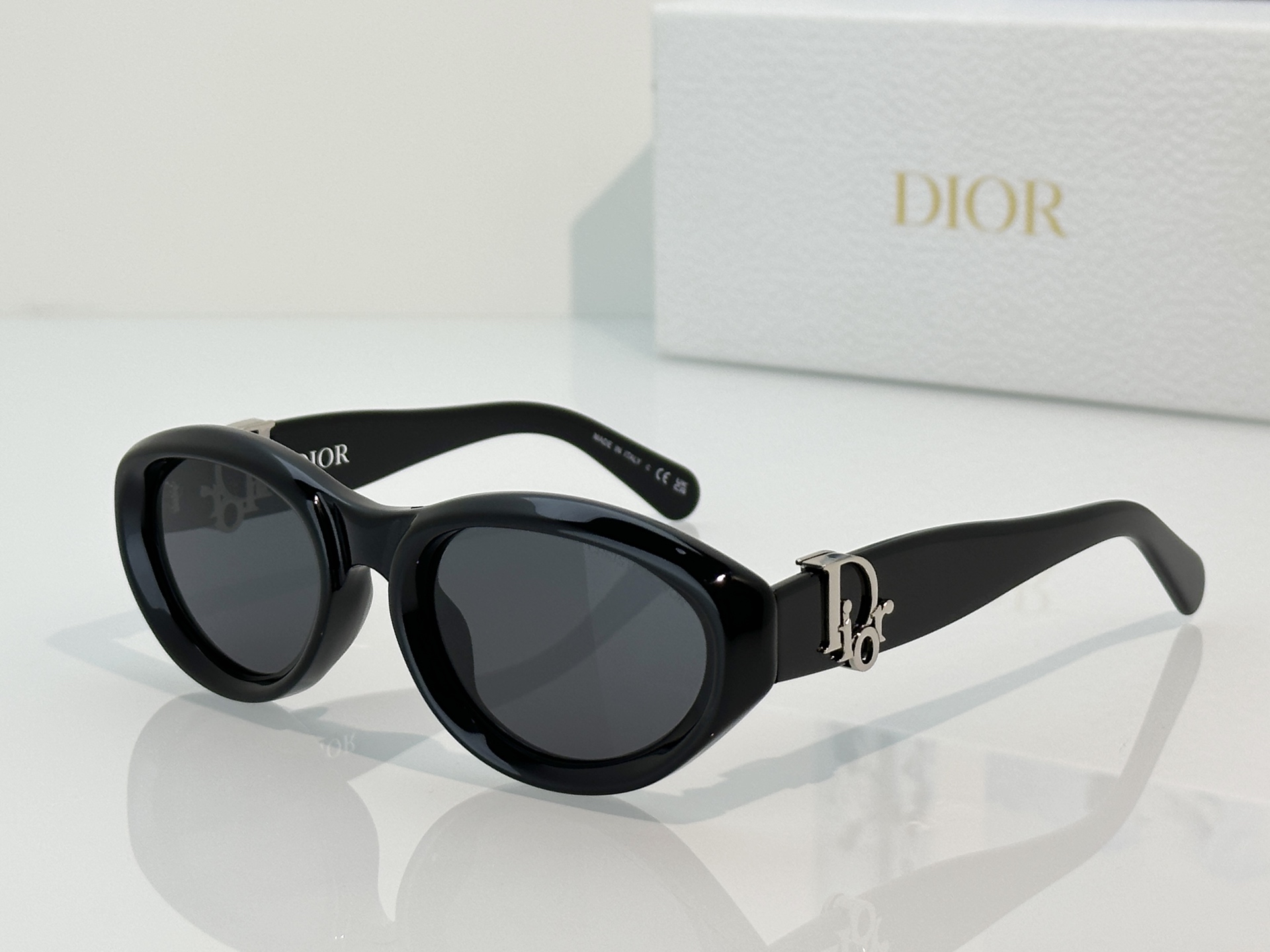 Designer Sunglasses Oblique