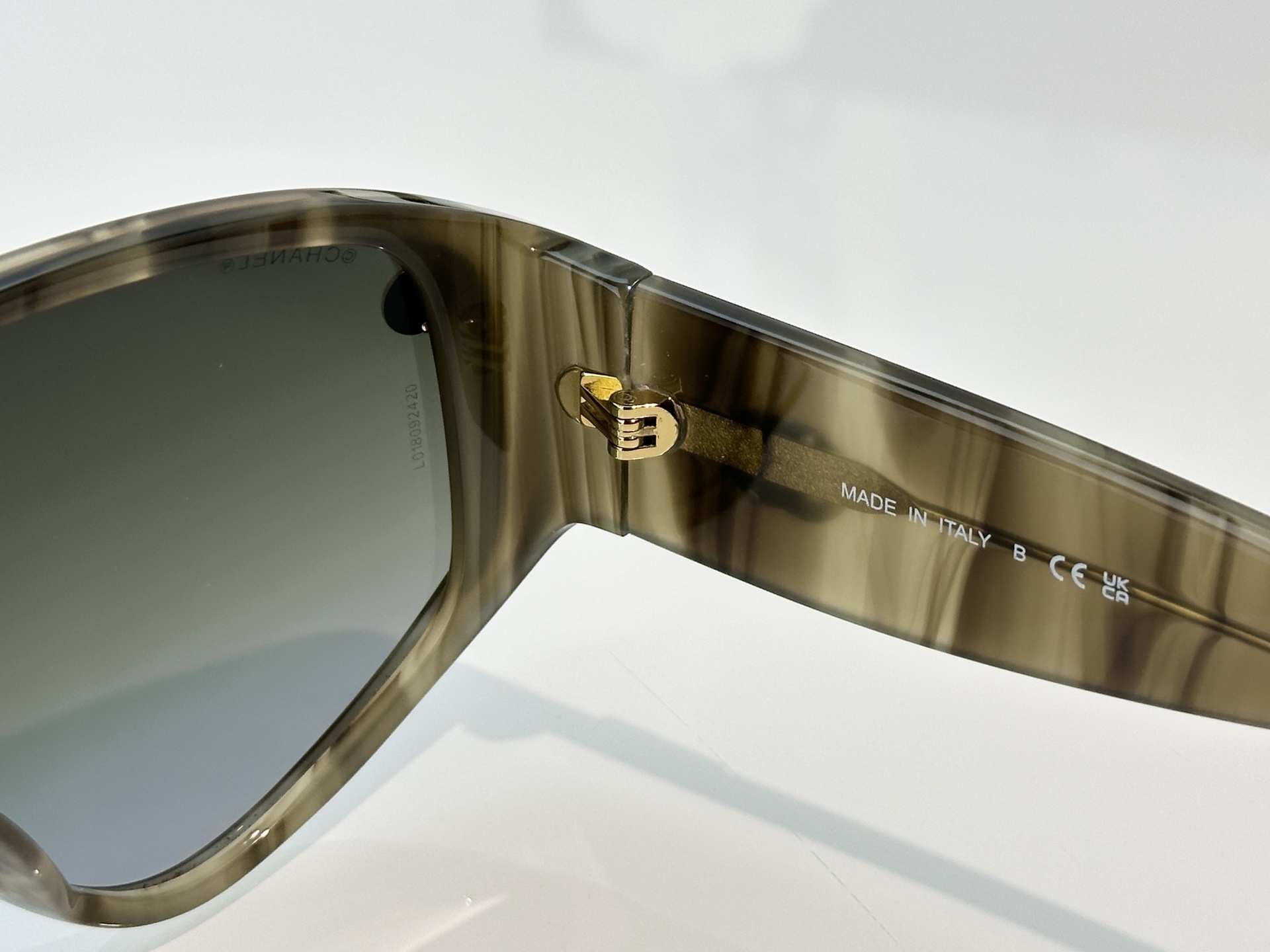 Chanel Sunglasses CH5569