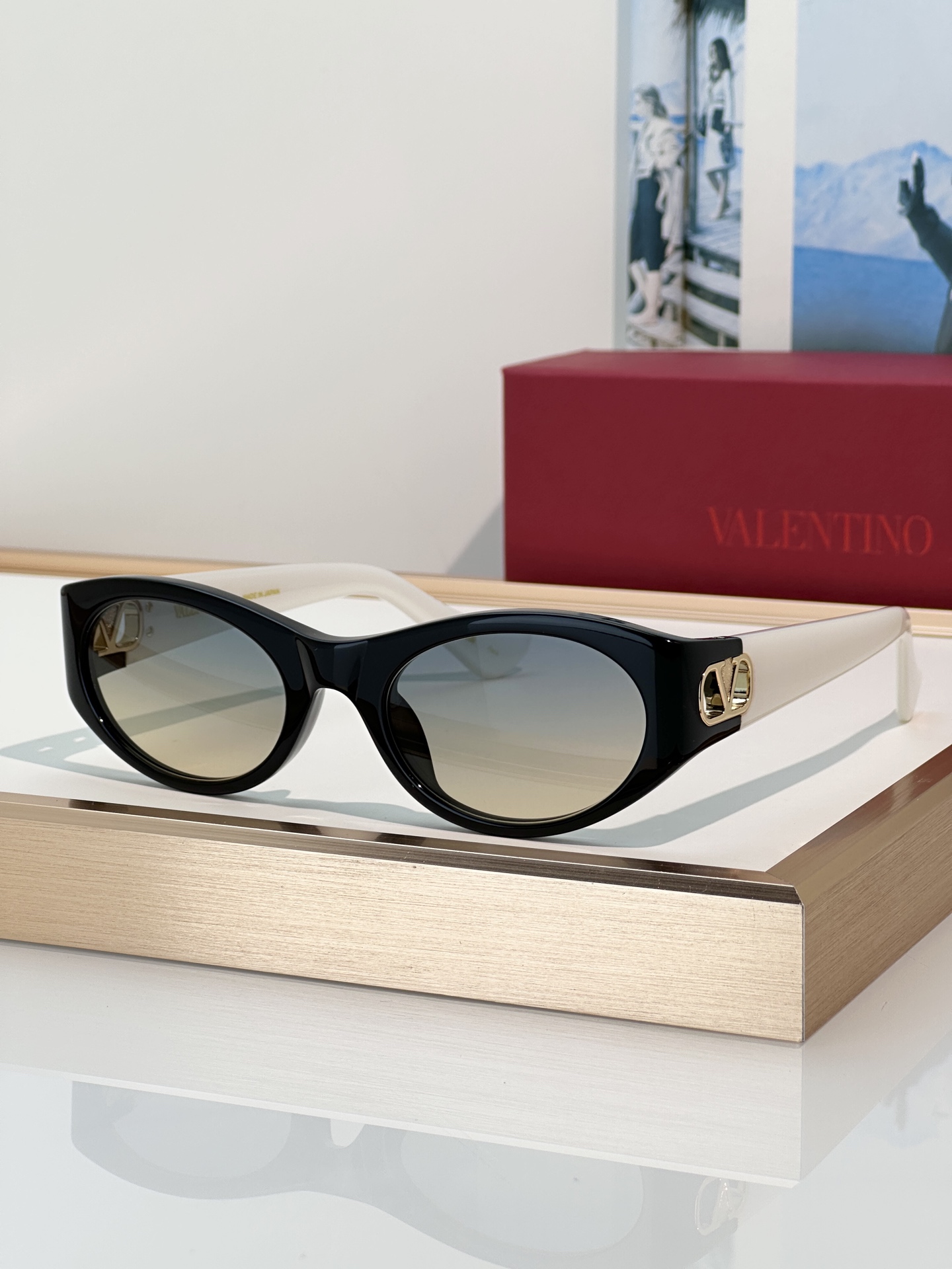Designer Sunglasses VG0015SA
