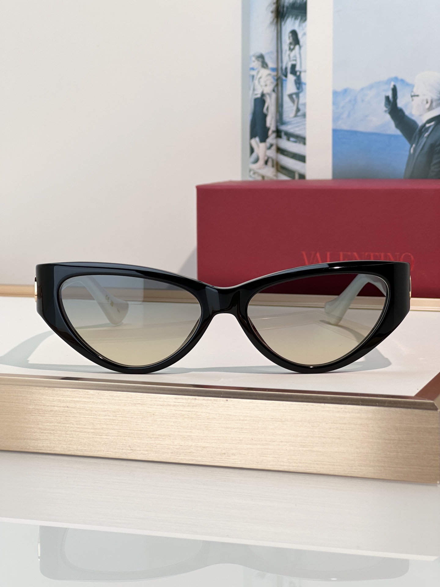 Designer Sunglasses VG0014SA